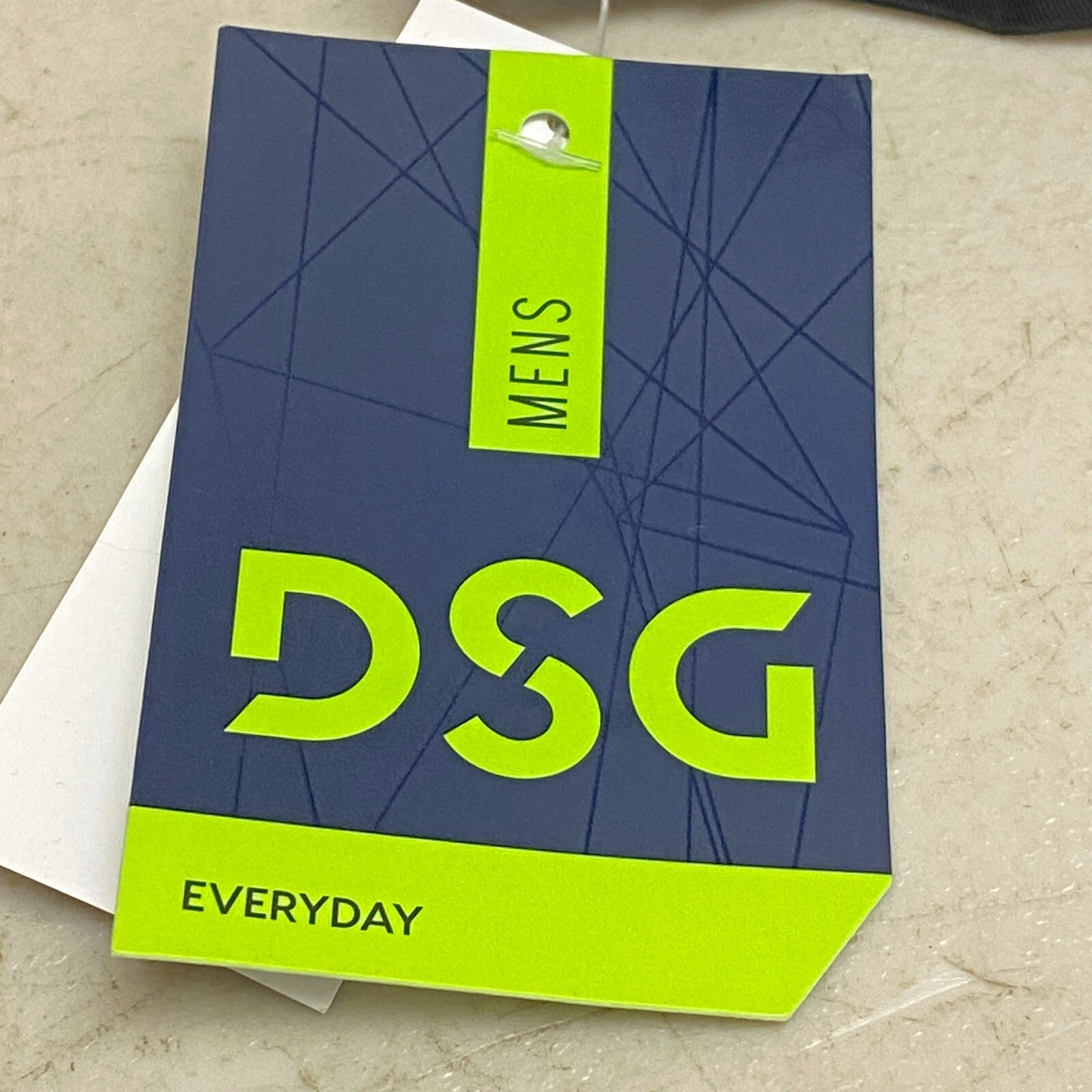 DSG Men's 6" Inseam Cotton Woven Shorts Pure Black Solid Relaxed Fit DAM13135