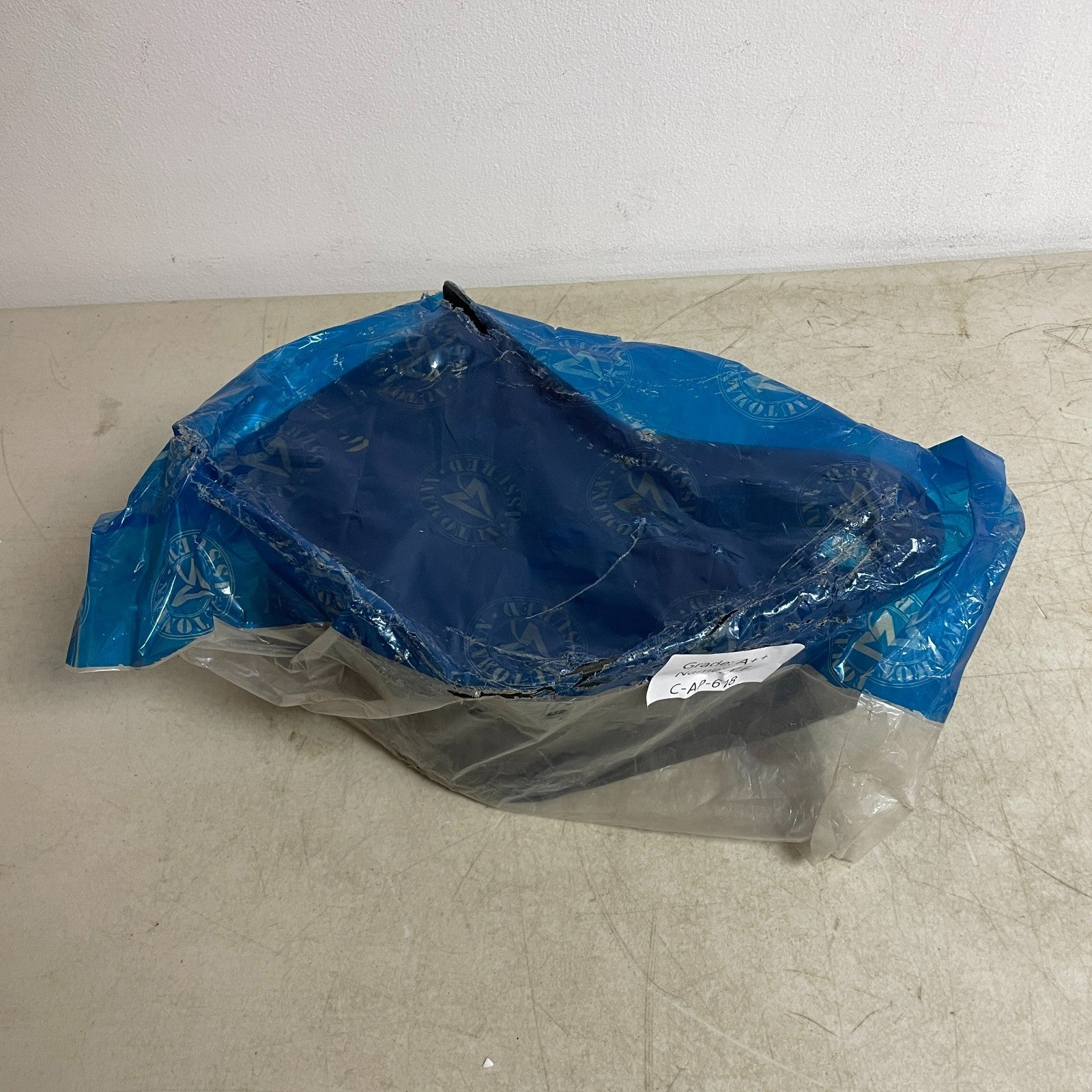 Automann Leaf Spring Hanger Front Hutch Bracket Heavy‑Duty Model M8288