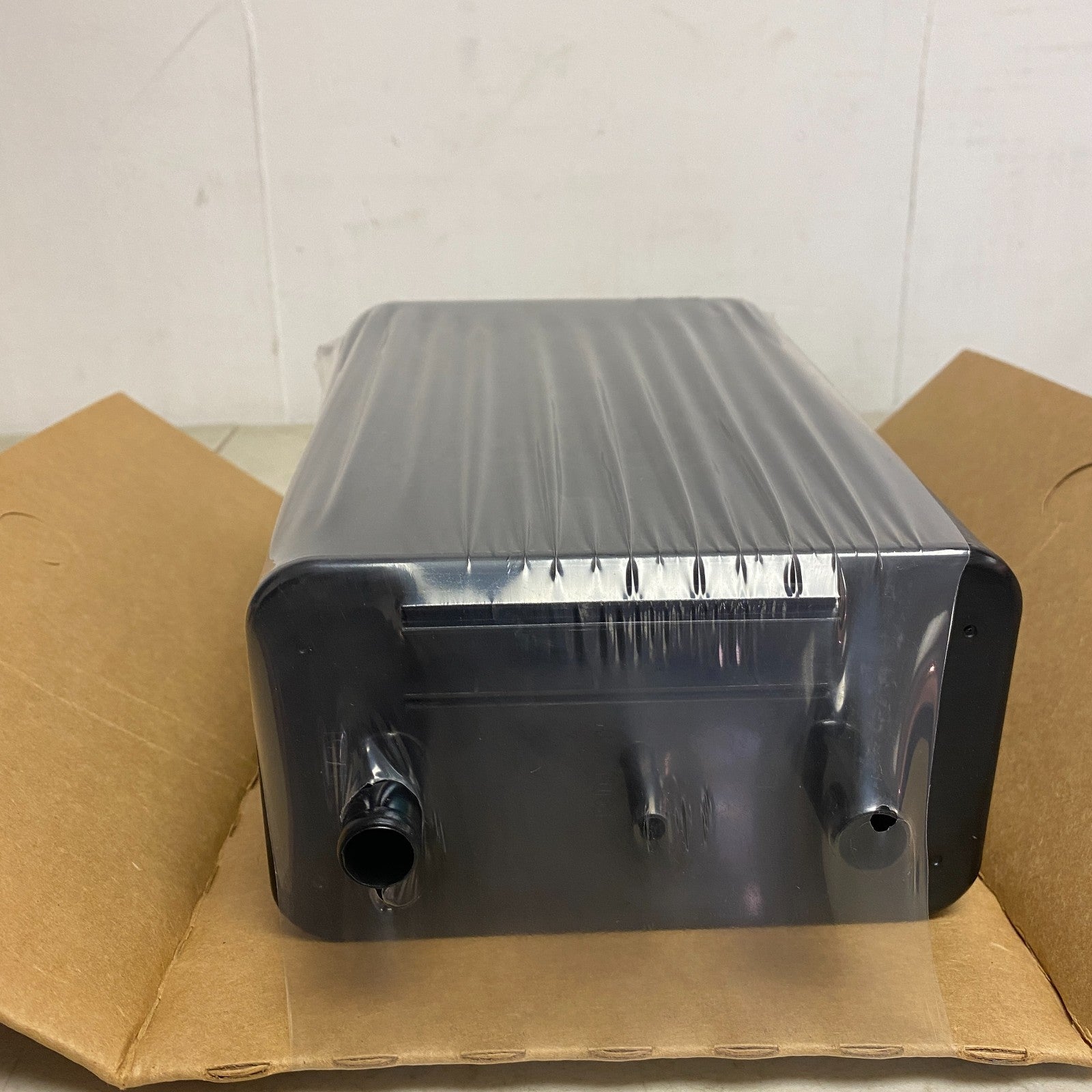 CARQUEST Premium Vapor Canister Charcoal Emission Canister Black CPN1316