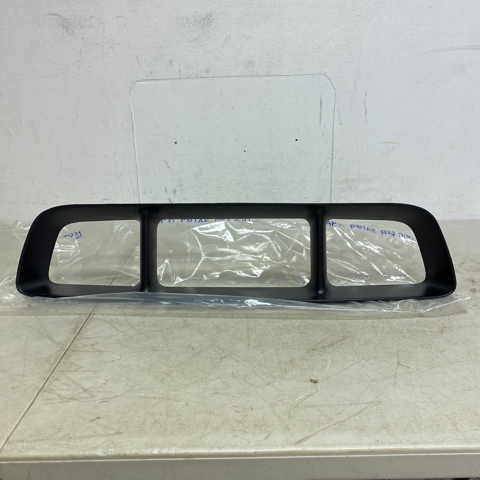 Ford Front Bumper Lower Grille 1L2Z-17K945-BAB