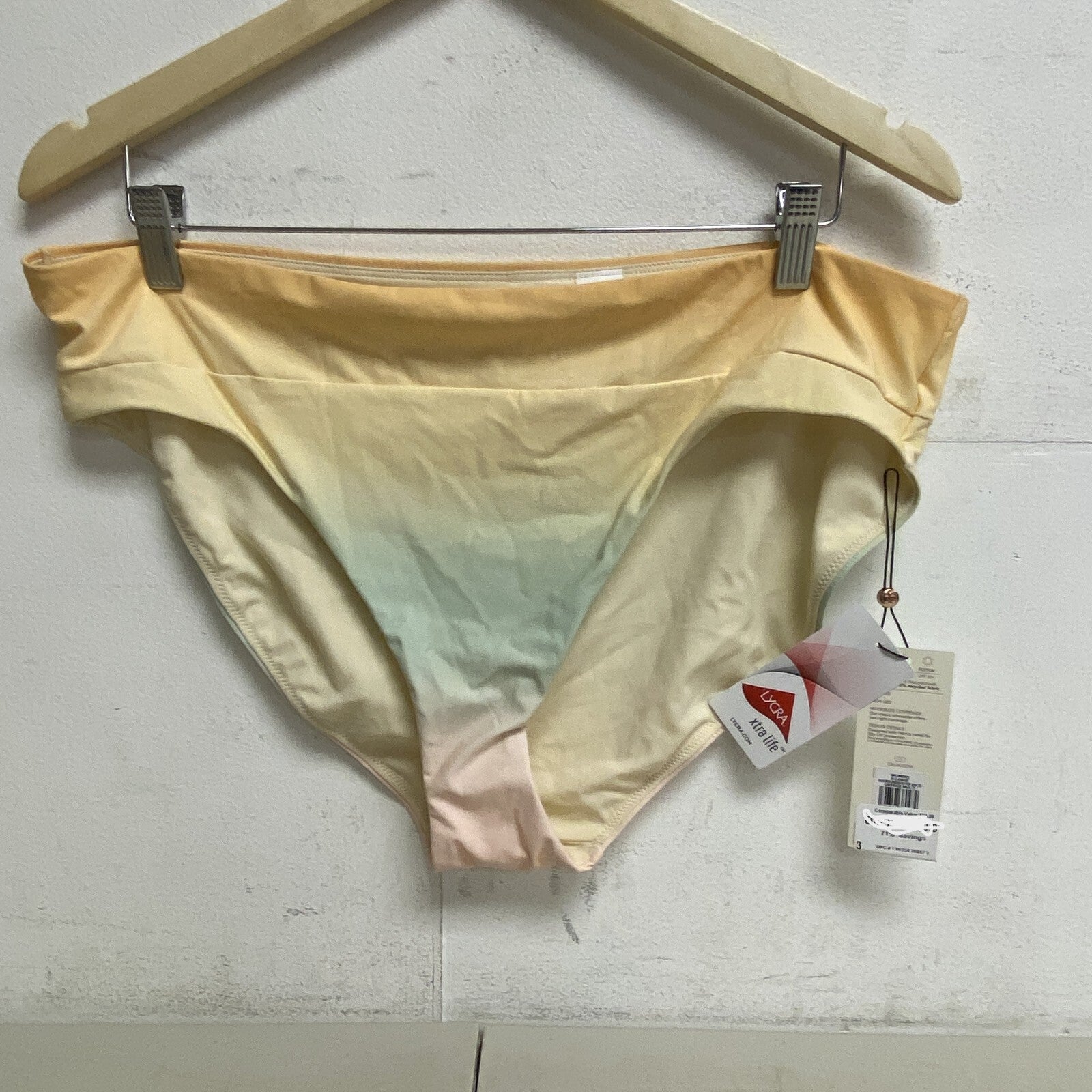 Selected Variant Image