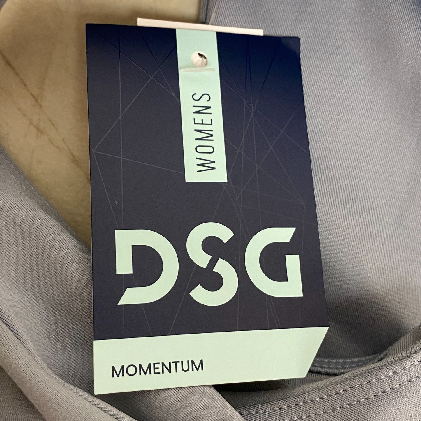 DSG Women's Momentum Cropped  Scoop Neck Tank Top Wet Cement DAW13301 New