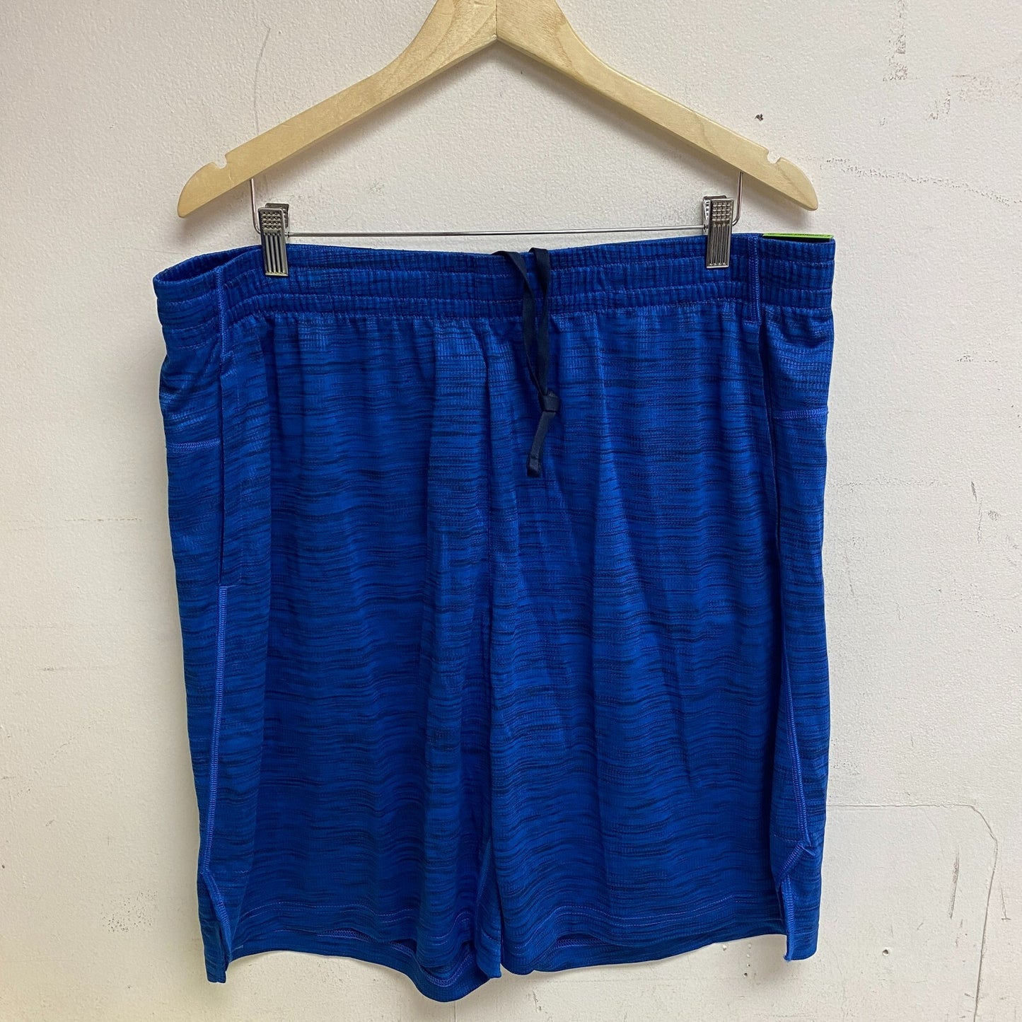 DSG Performance Novelty Textured Training Short University Navy/Cobalt DAM20114N