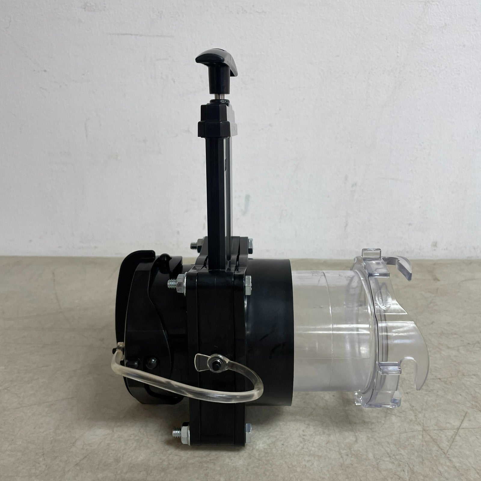Camco 39053 RV 3" Gate Valve with 3.5" Clear Adapter and 4-Bayonet Prongs