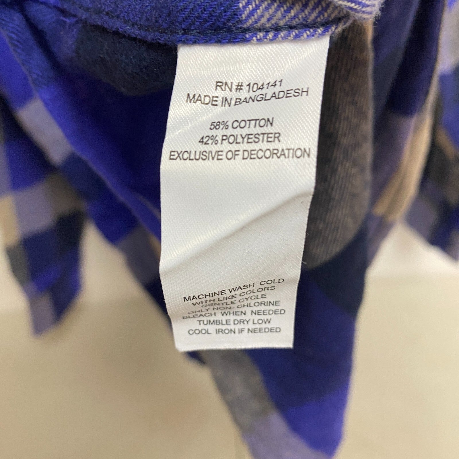 Alpine Design Men's AD M Brushed Flannel Dark Blue Three Block Plaid T-Shirt New