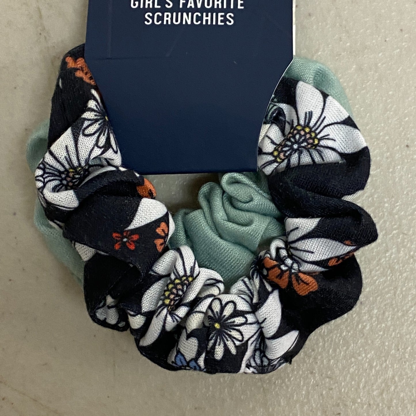 DSG Girls Favorite Scrunchie 2 Pack Retro Floral Black DSG-HC-G-FASC-2PK New!