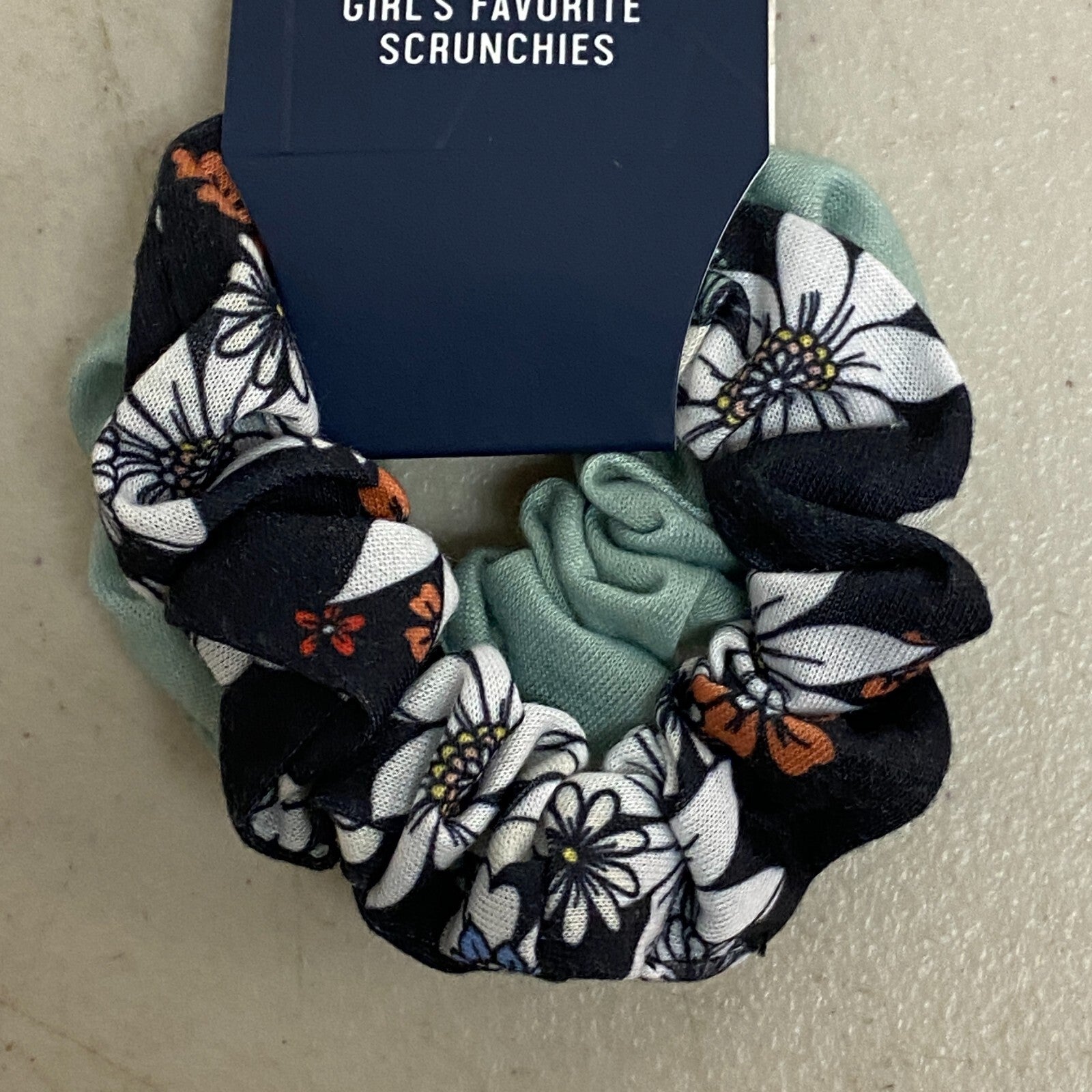 DSG Girls Favorite Scrunchie 2 Pack Retro Floral Black DSG-HC-G-FASC-2PK New!