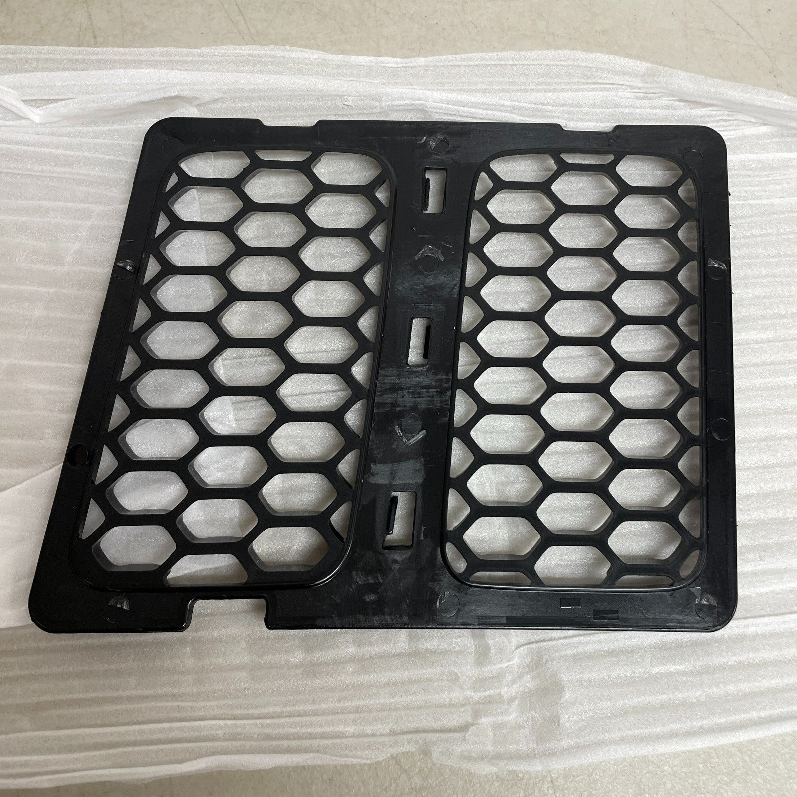 CheroCar Front Grill Inserts Kit Honeycomb Mesh Black Jeep Grand Cherokee 14-16