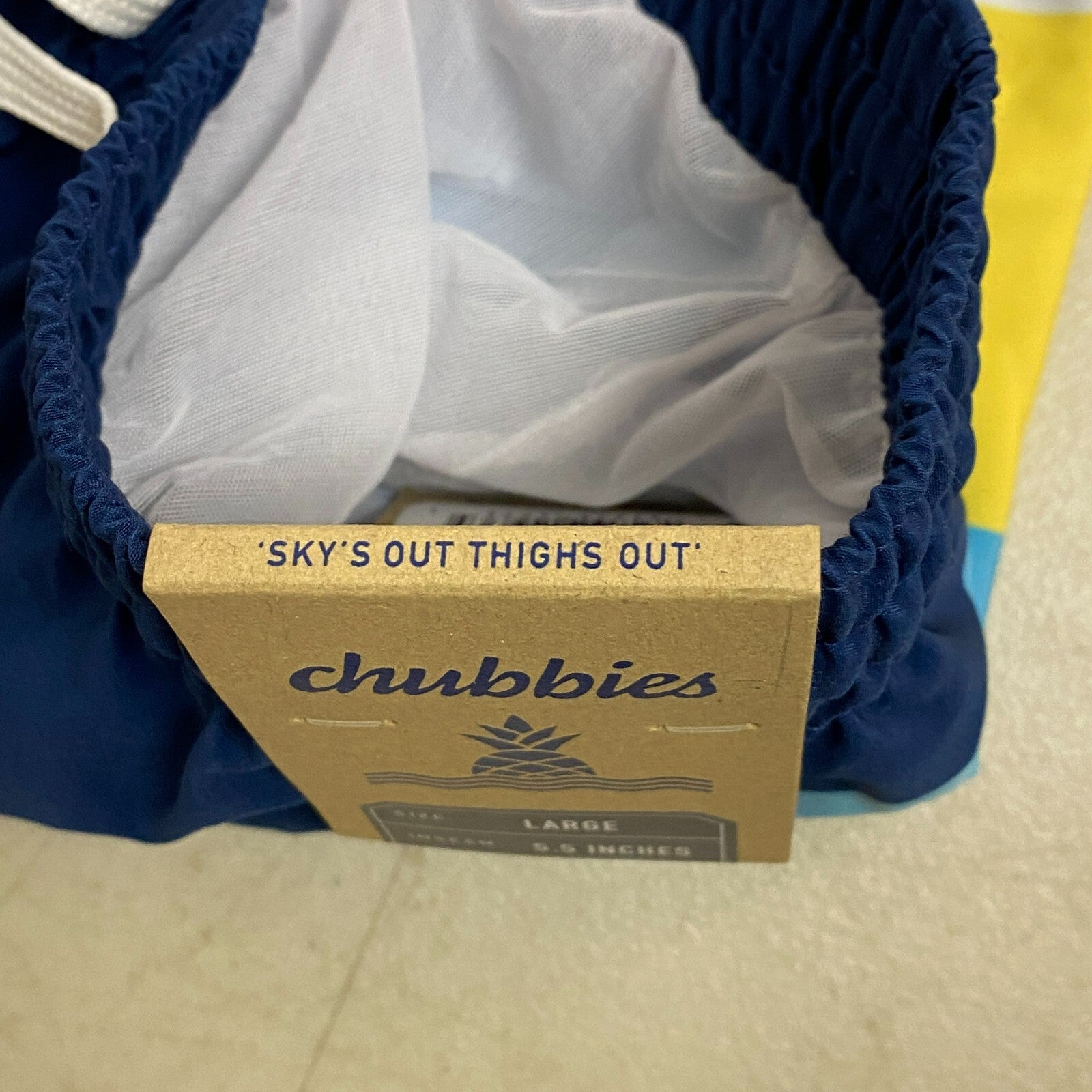 Chubbies Men's SHORT BLUE AND YELLOW Swim Trunks 109231-044