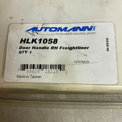Automann HLK1058 Freightliner Exterior Door Handle Right Hand (RH)