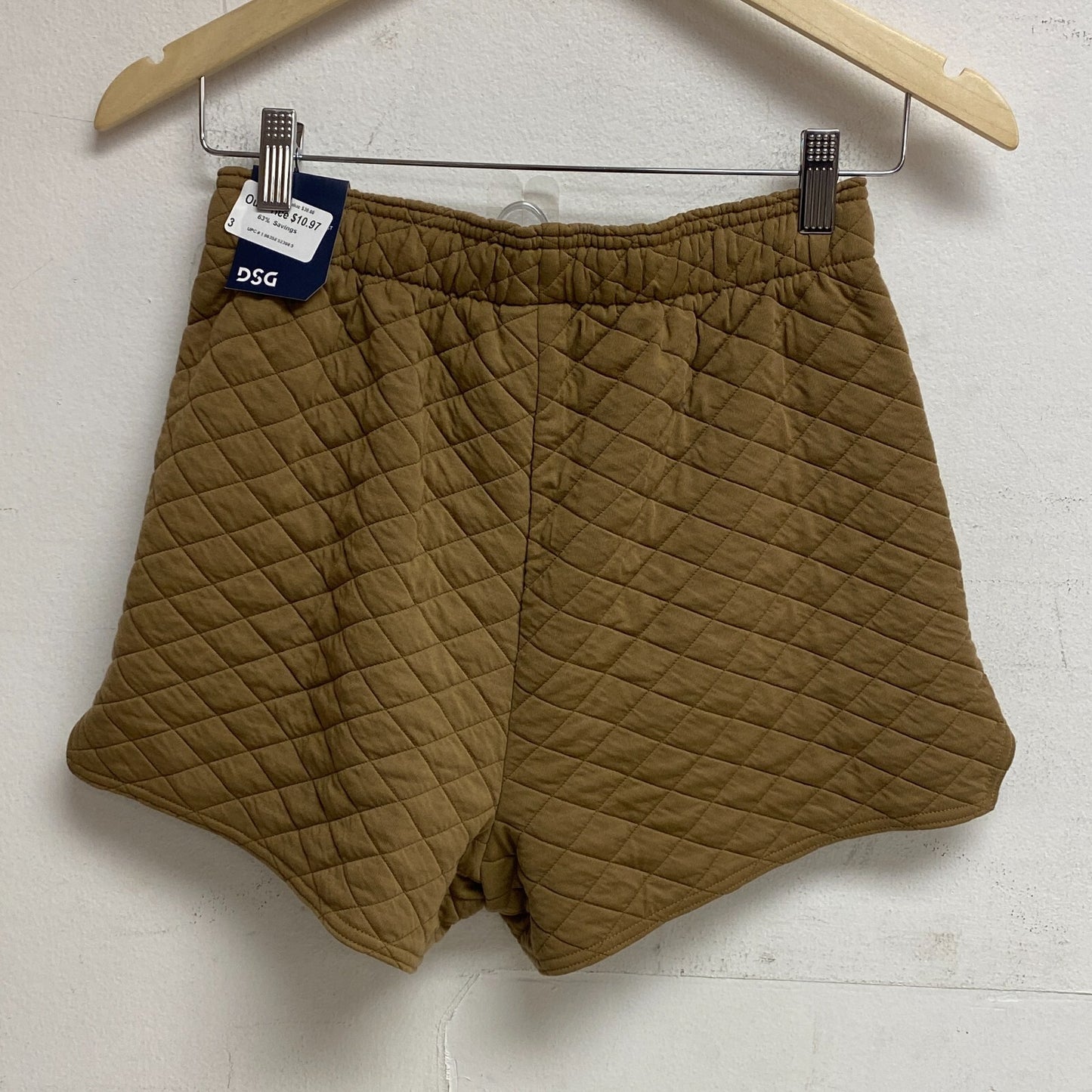 DSG Women 3"Favorite Fleece Quilted Boyfriend MidRise Short Cadet Brown DAW23412