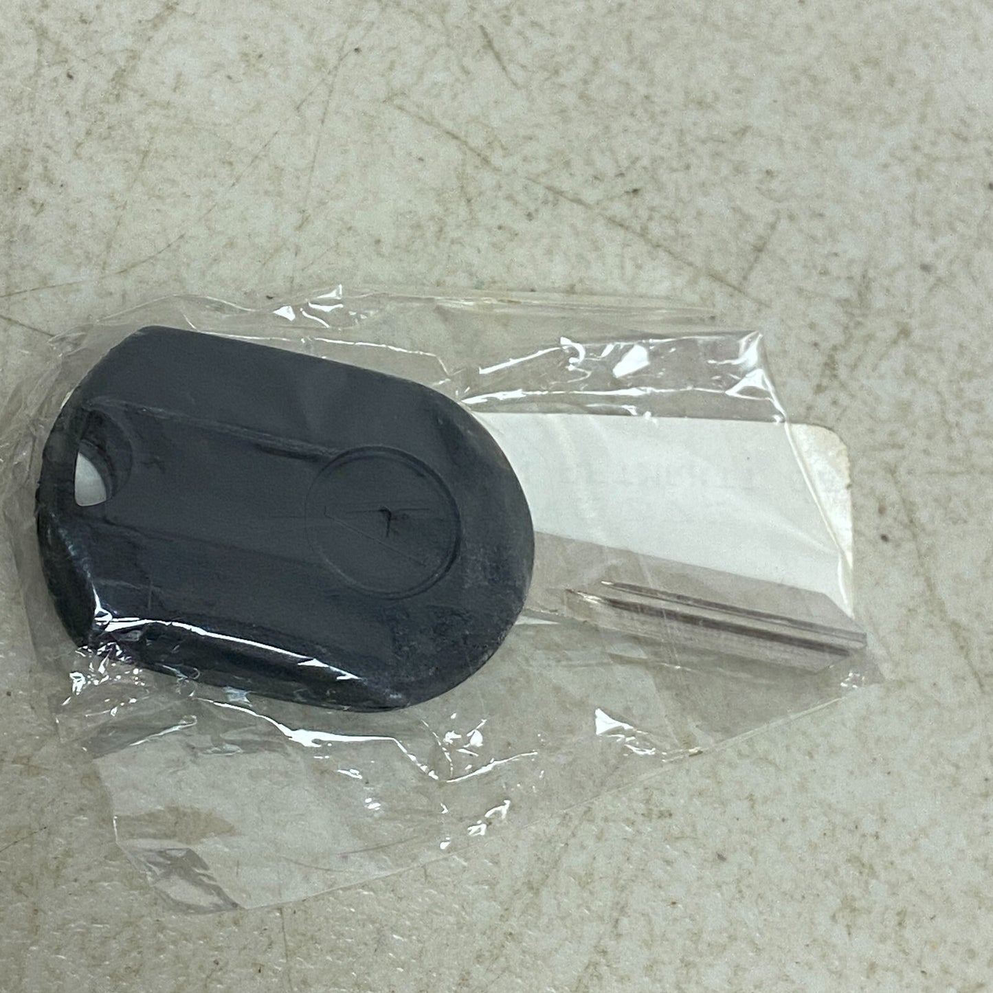 Ford Transmitter Aftermarket 4 Button Key Fob for 2007-2009 FORD FREESTYLE, 2013