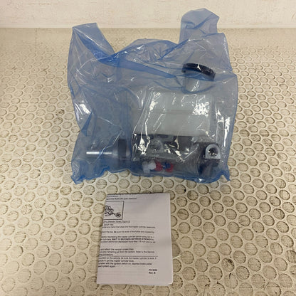 Carquest Wearever Brake Master Cylinder w/ Reservoir MCA390389