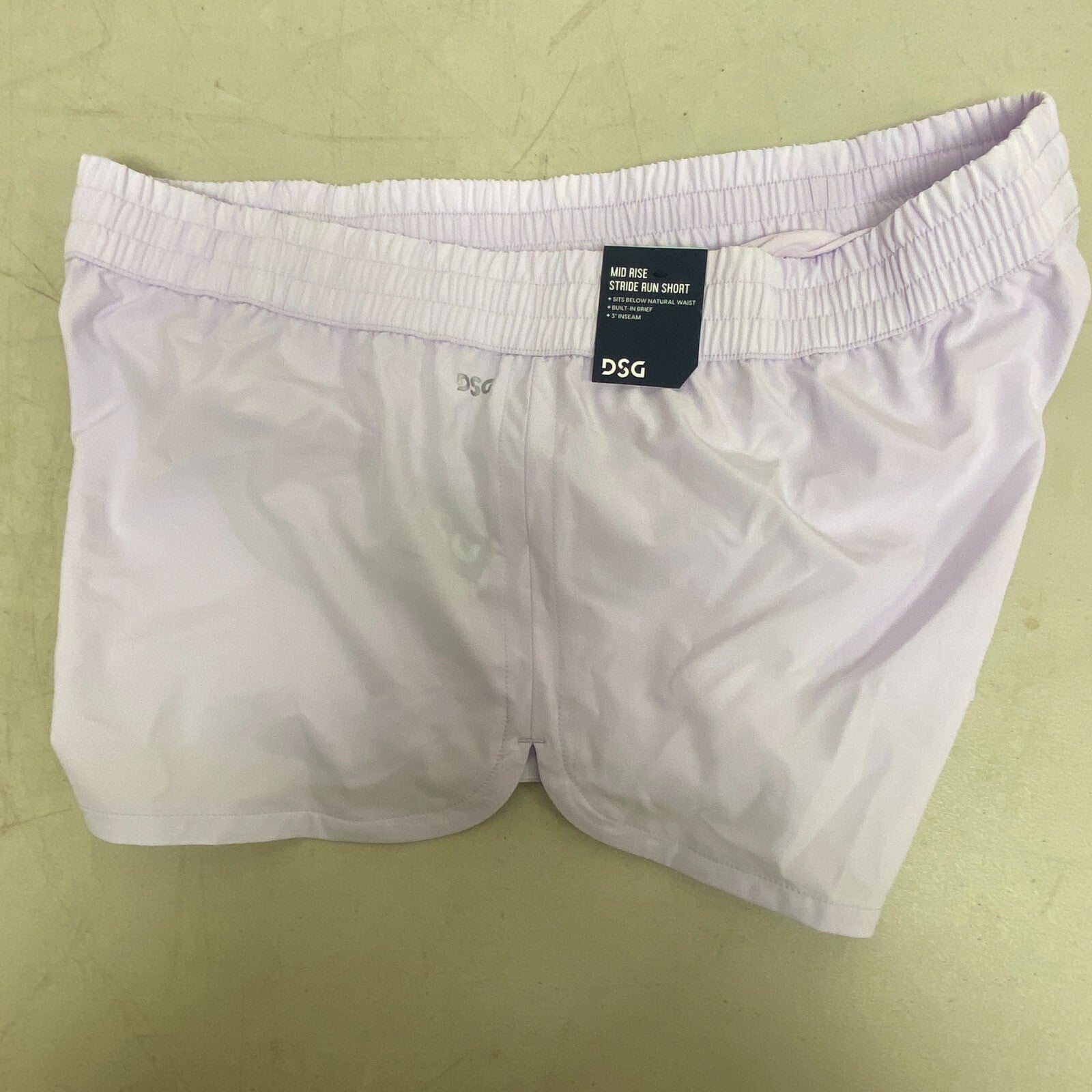 DSG Women Stride Short Blooming Lilac DAW39320AZ BRAND NEW