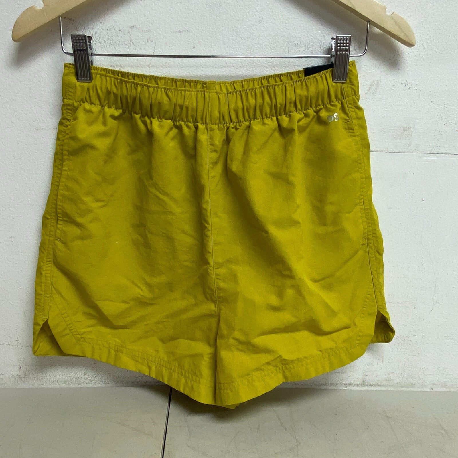 DSG Women's 3 in Notched Woven Shorts Grounded Yellow Solid Summer DAW13108