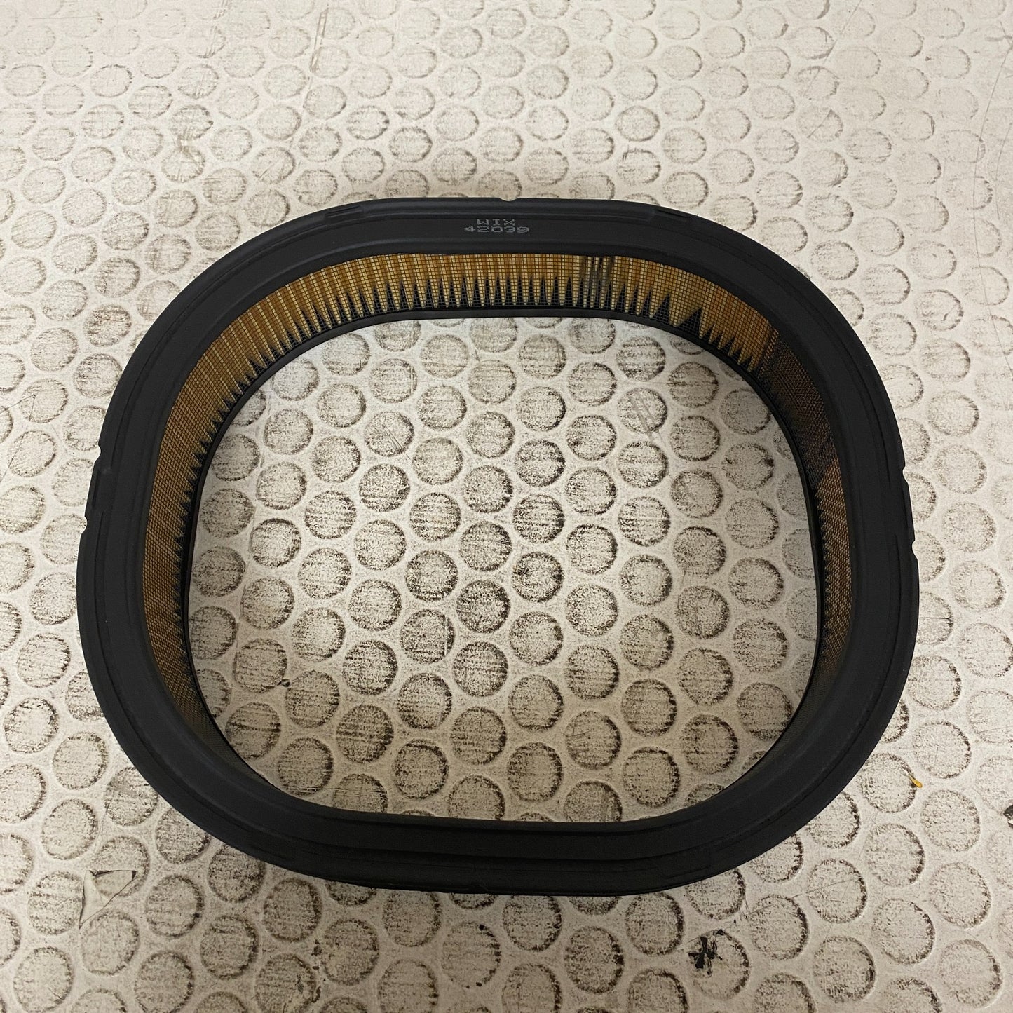 WIX 42039 Air Filter Oval Panel Cellulose 1982-1986 Chevrolet Celebrity