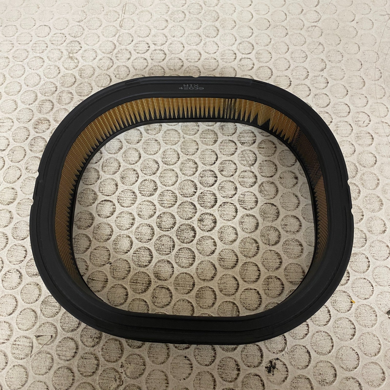 WIX 42039 Air Filter Oval Panel Cellulose 1982-1986 Chevrolet Celebrity