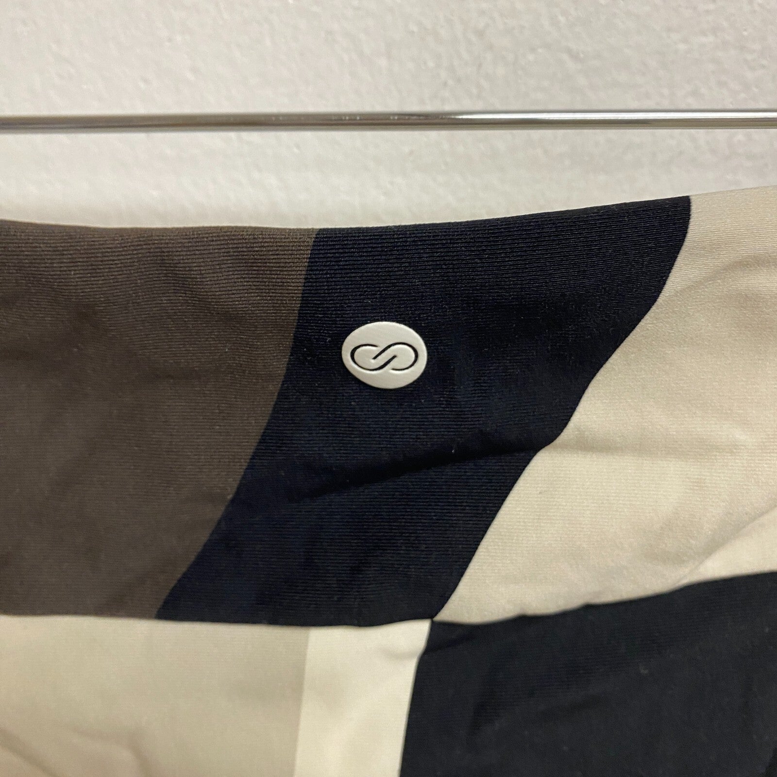 Calia Women's Shirred V Front Mid Rise Bottom Wavy Block Neutral WSA23415PRT New