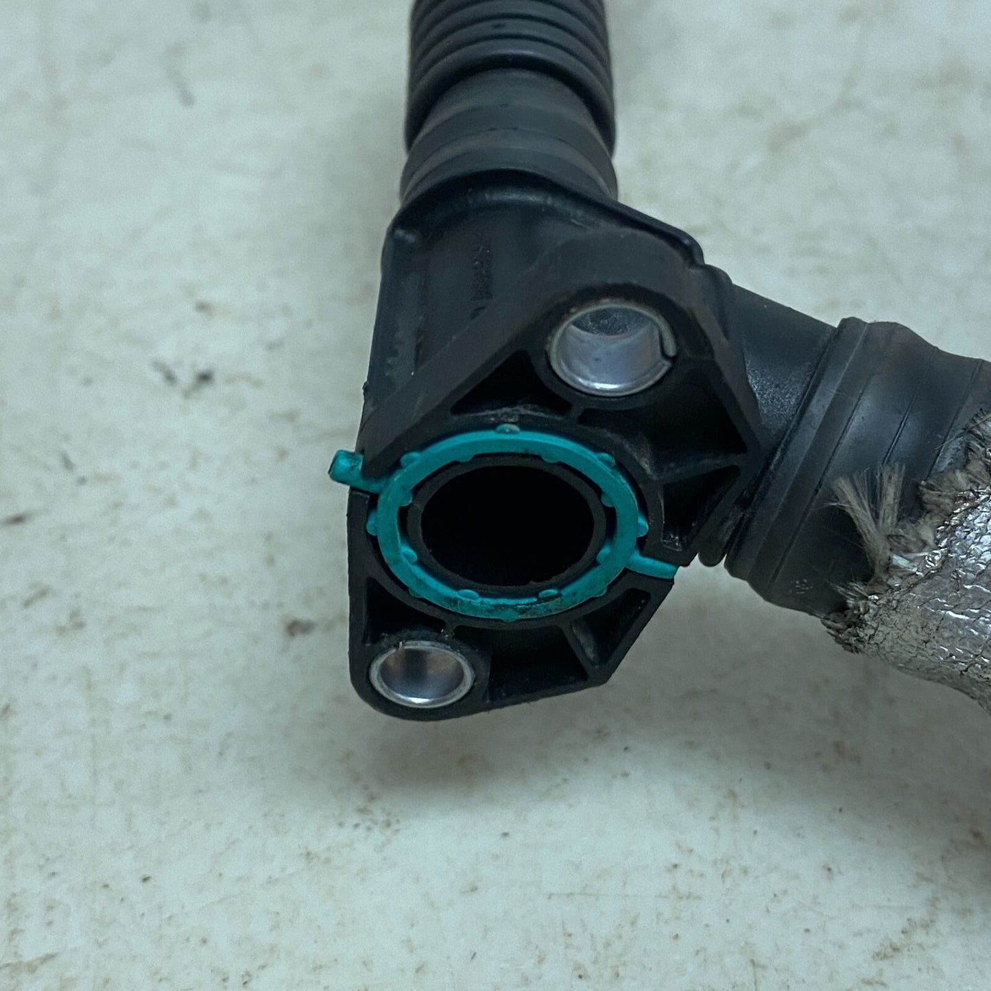 Audi water coolant pipe hose PA66+PA6 GF30