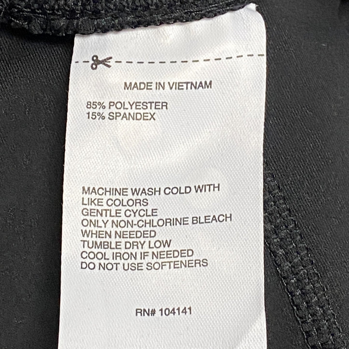 DSG Women Mid-Calf Length Performance High Rise Capri Pure Black DAW39313B