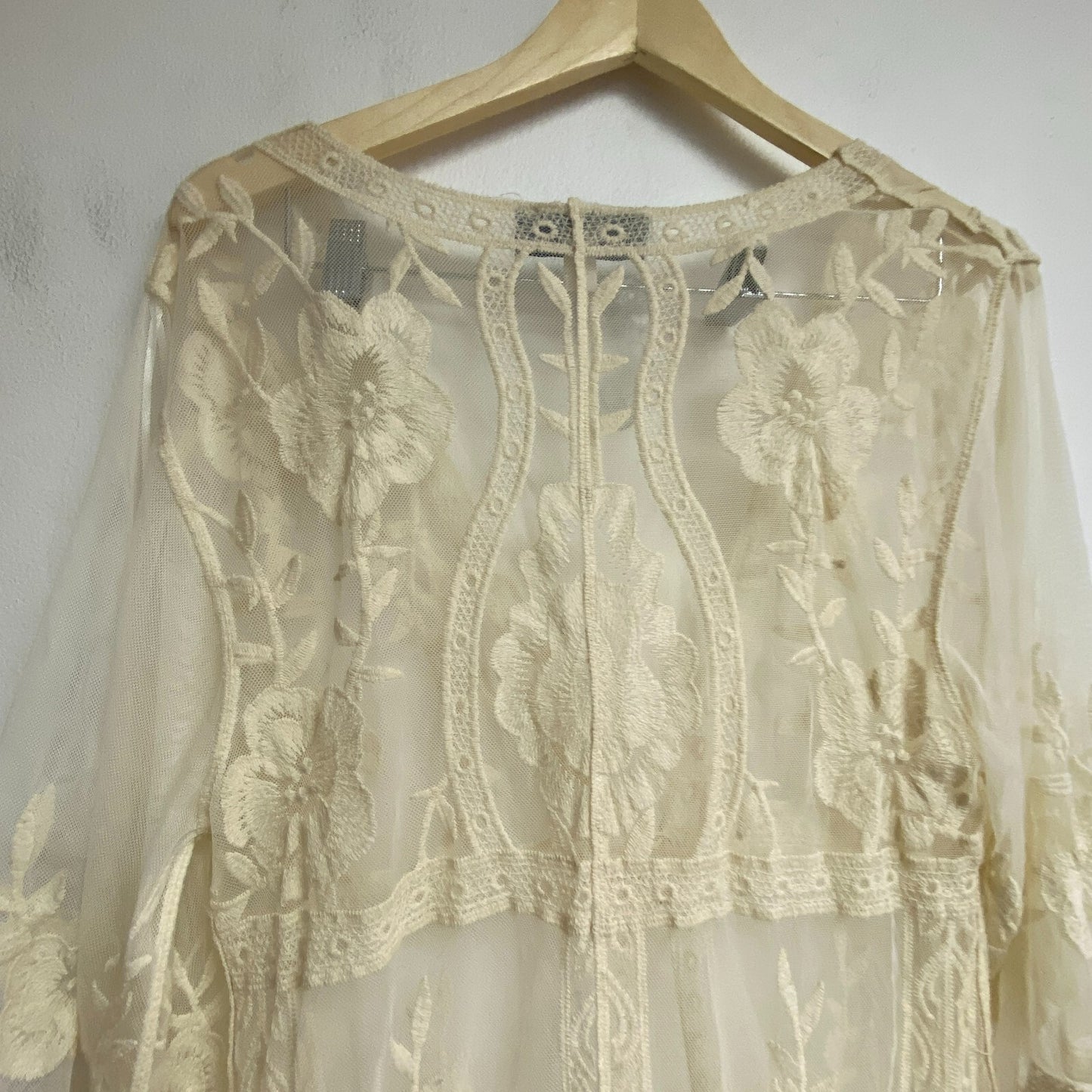 Blue Rain Womens Swim Coverup Creme Embroidered Floral Size Womens Large