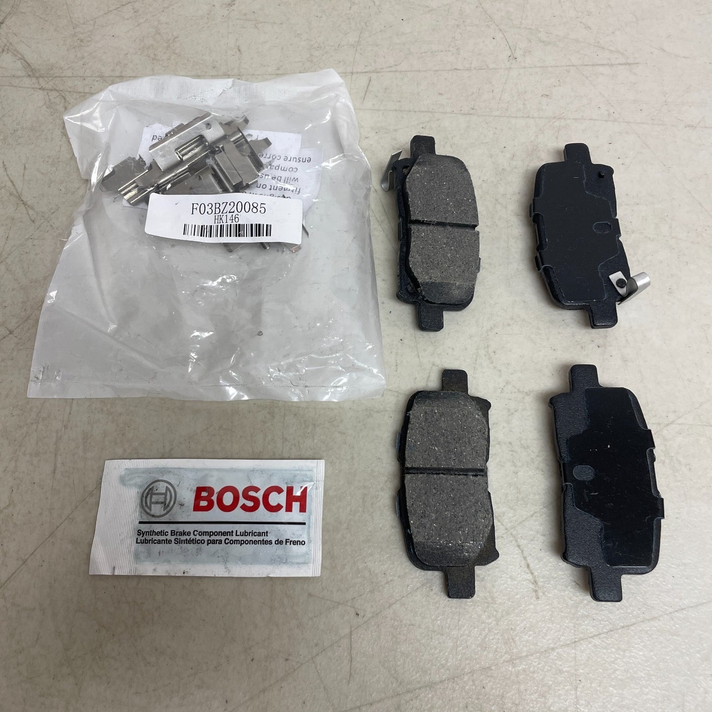 Bosch BE865H Blue Rear Ceramic Disc Brake Pad Set with Hardware for Acura Honda