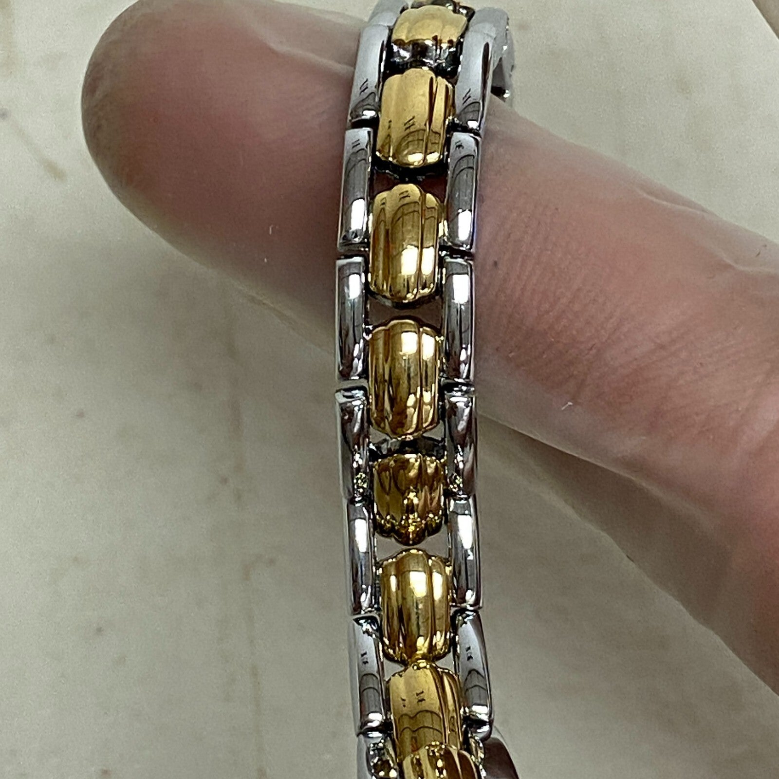 armitron womens watch 1Jewel Runs New Battery Swiss parts #75/3313ttg