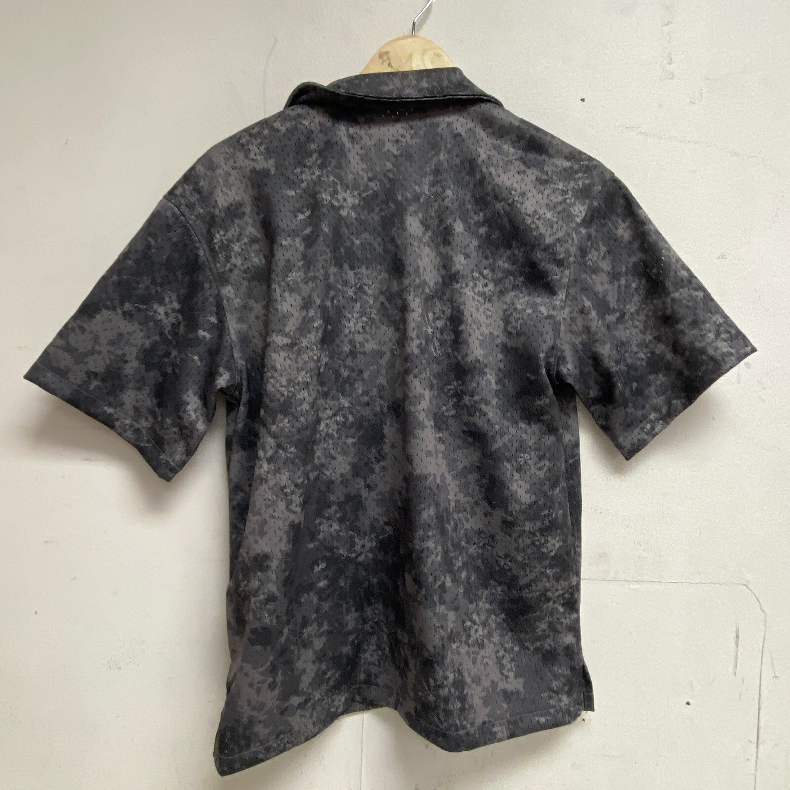 DSG X TWITCH + ALLISON Men's Mesh Short Sleeve T-Shirt L Charcoal Blurred Floral