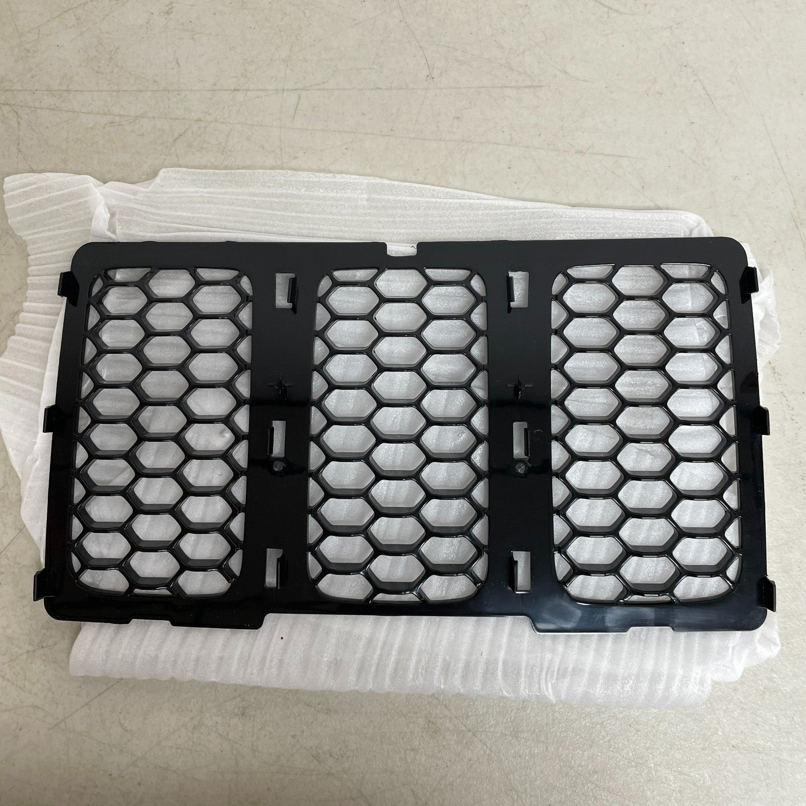 CheroCar Front Grill Inserts Kit Honeycomb Mesh Black Jeep Grand Cherokee 14-16