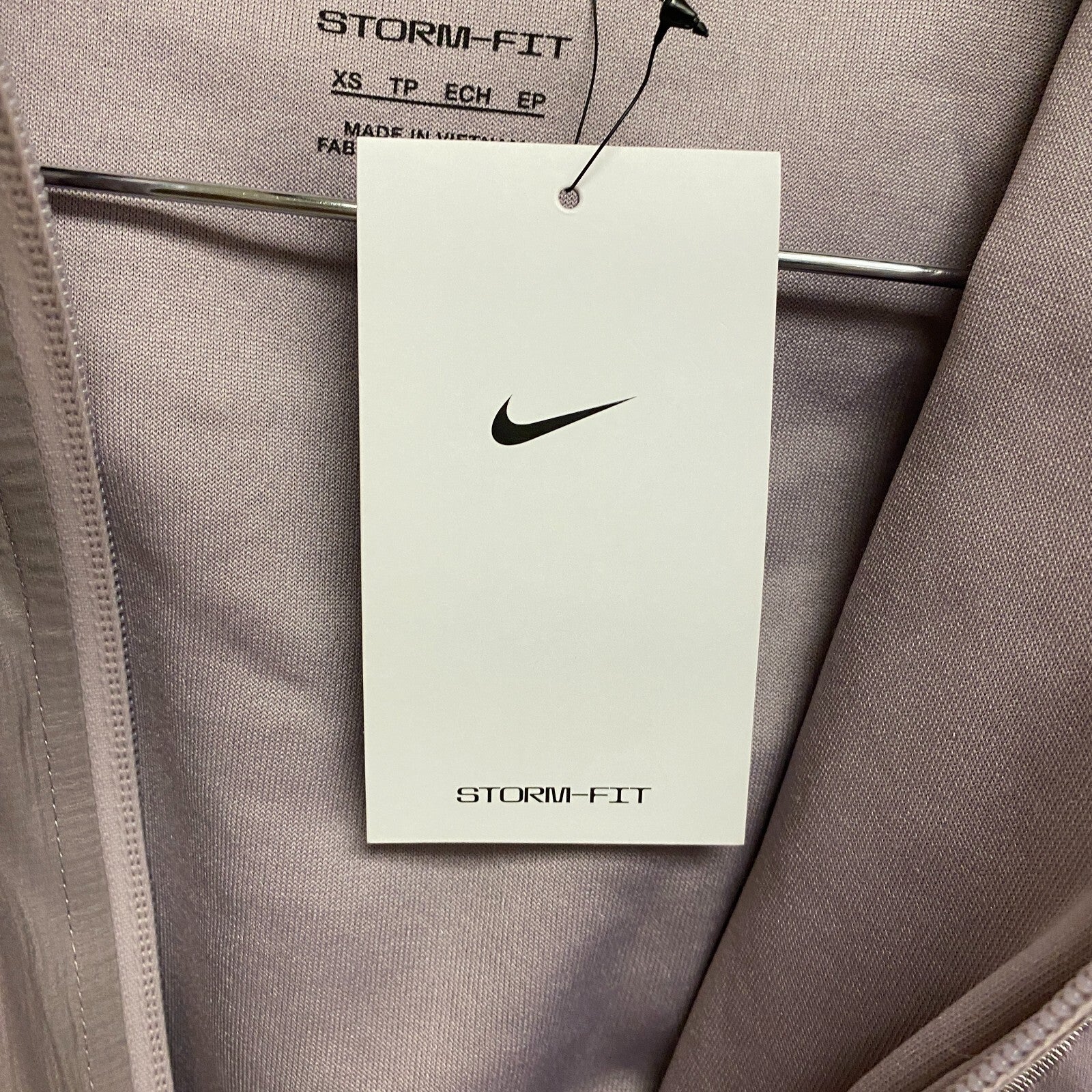 Nike Womenâs Storm-Fit Run Division Running Full-Zip Jacket Purple XS DQ6561-5