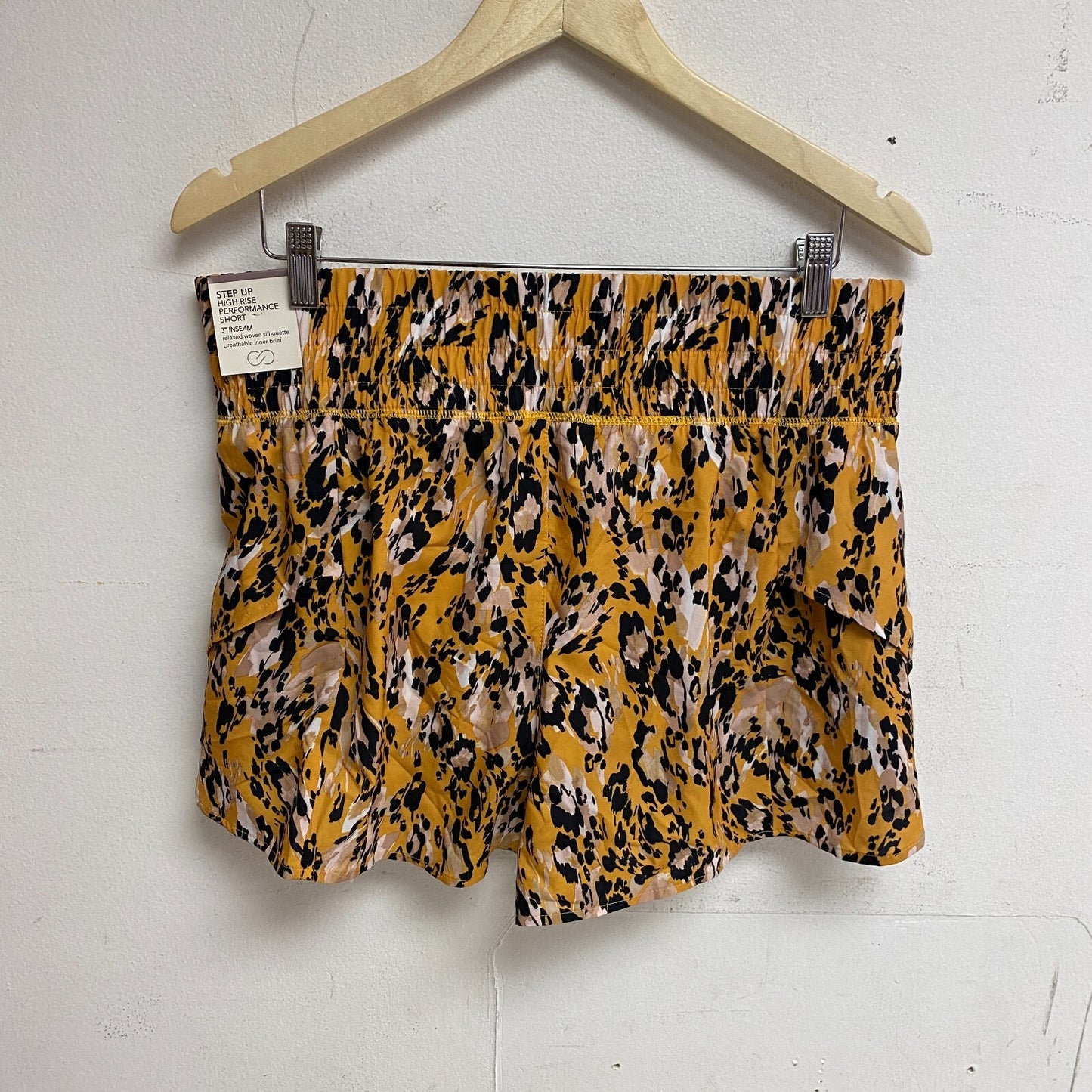 Calia Women's 3''in Woven High Rise Petal Hem Short New Animal Glowing Umber New