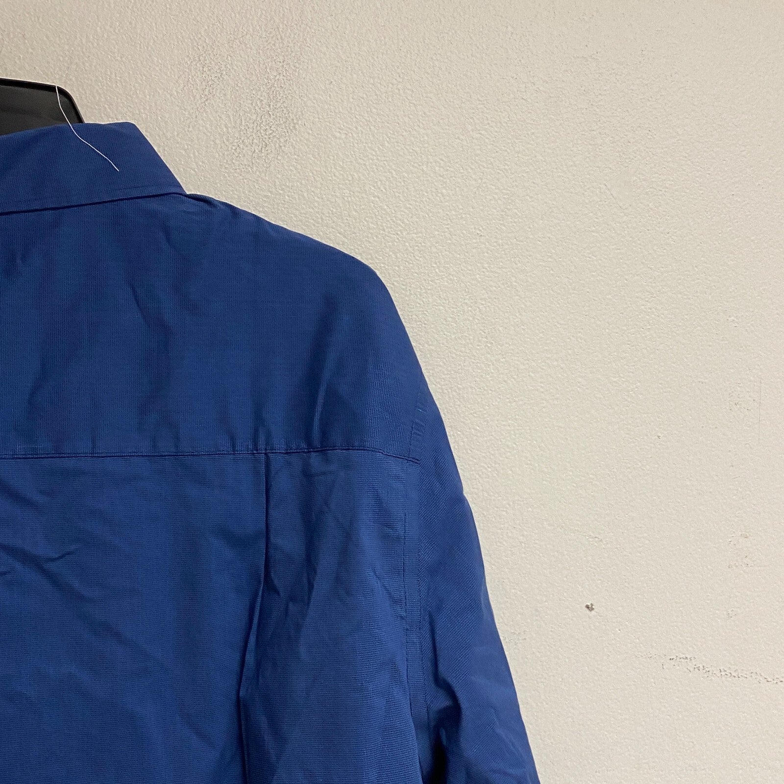 Van Heusen Big And Tall Long Sleeve Button Up Collared Shirt Size XLT Color Blue