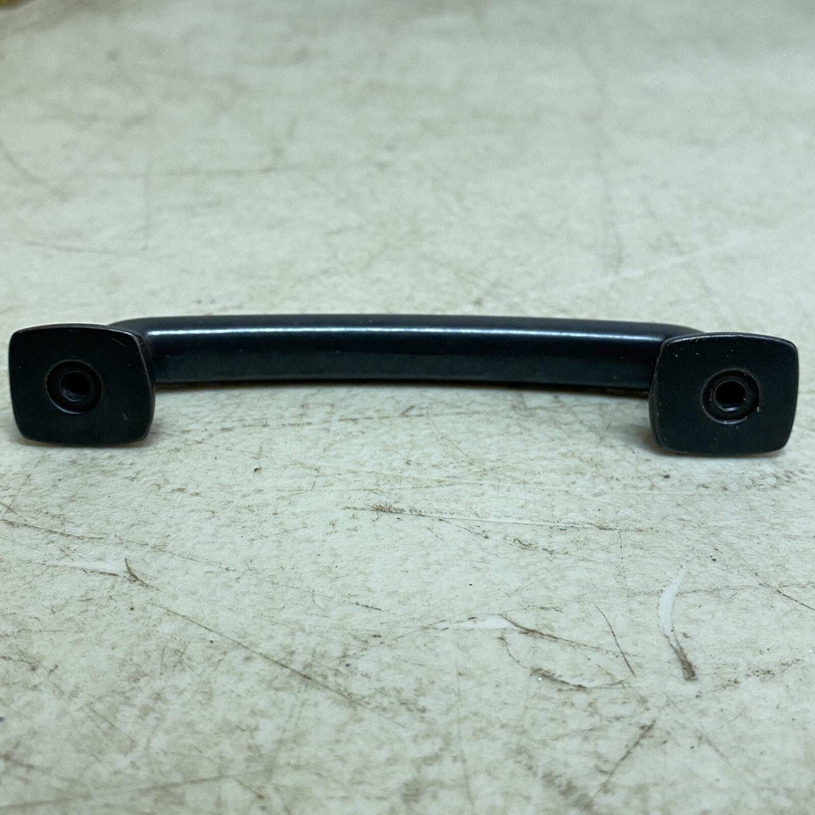 Hardware Resources 1- 3-3/4" (96 mm) Center to Center Soft Square Bold Cabinet..