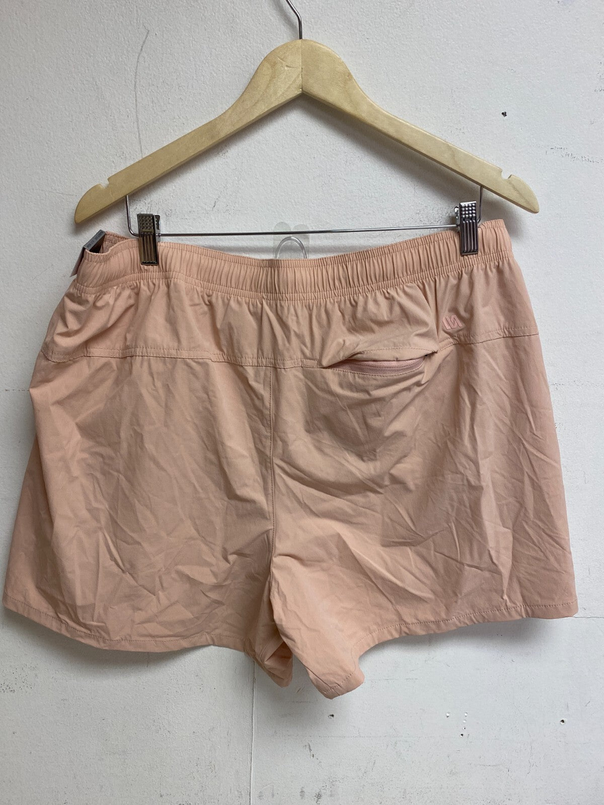 VRST Men's 5'' Everyday Elastic Waist Extra Comfort Short Pink  Crepe MAX100415