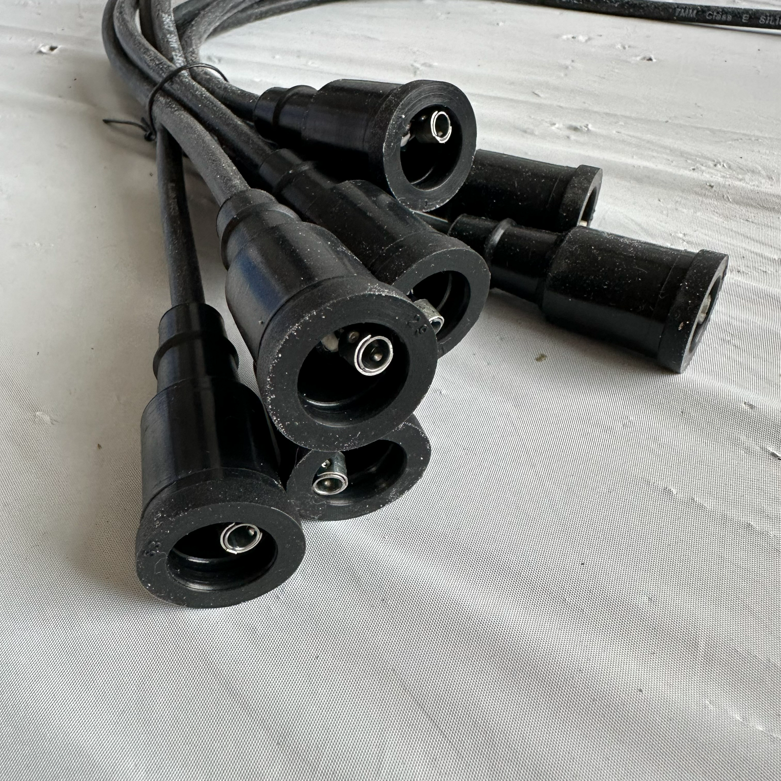 Carquest 35-8341 Spark Plug Wire Set 8 Wires Silicone