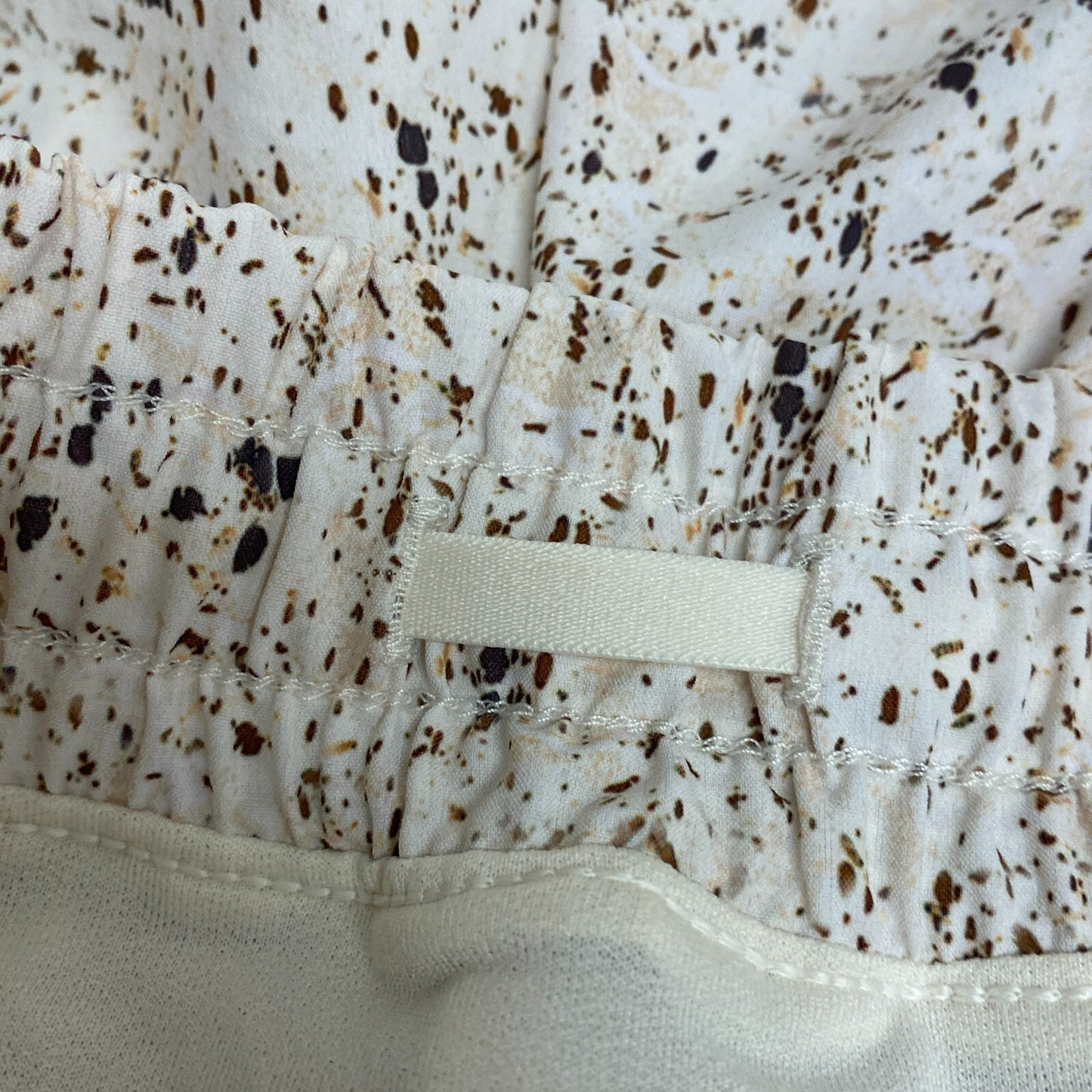 Calia Women's Mid Rise Infinity Run Shorts Freckle Dot Unbleached WAX12336PRT