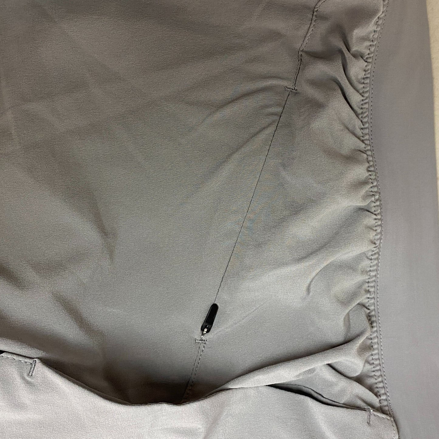 VRST Men's 7â Inseam Stealth Shorts Silver Shadow Solid Summer MAX200436N