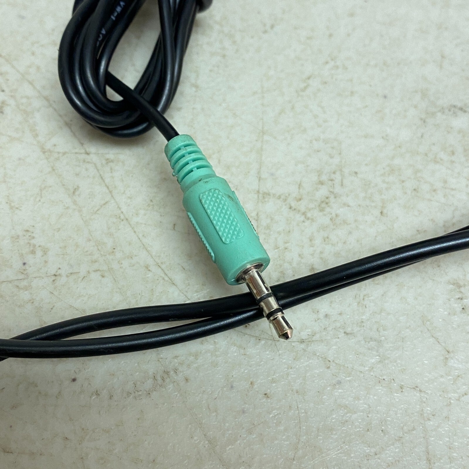 Logitech S120 Black Desktop Speaker System , Used Very Good