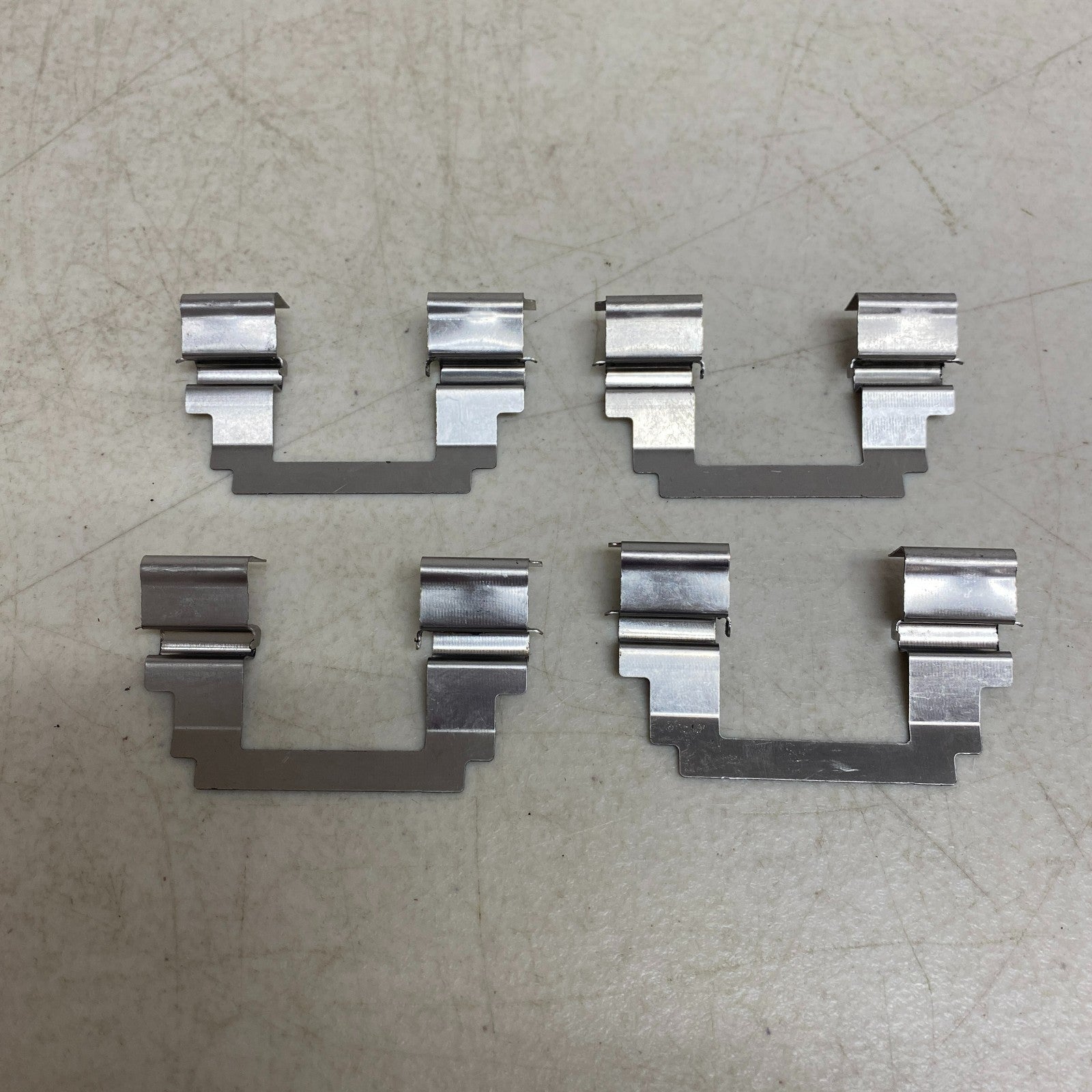 Bendix CFC923 Priority1 Ceramic Front Brake Pads for Corolla Vibe Matrix