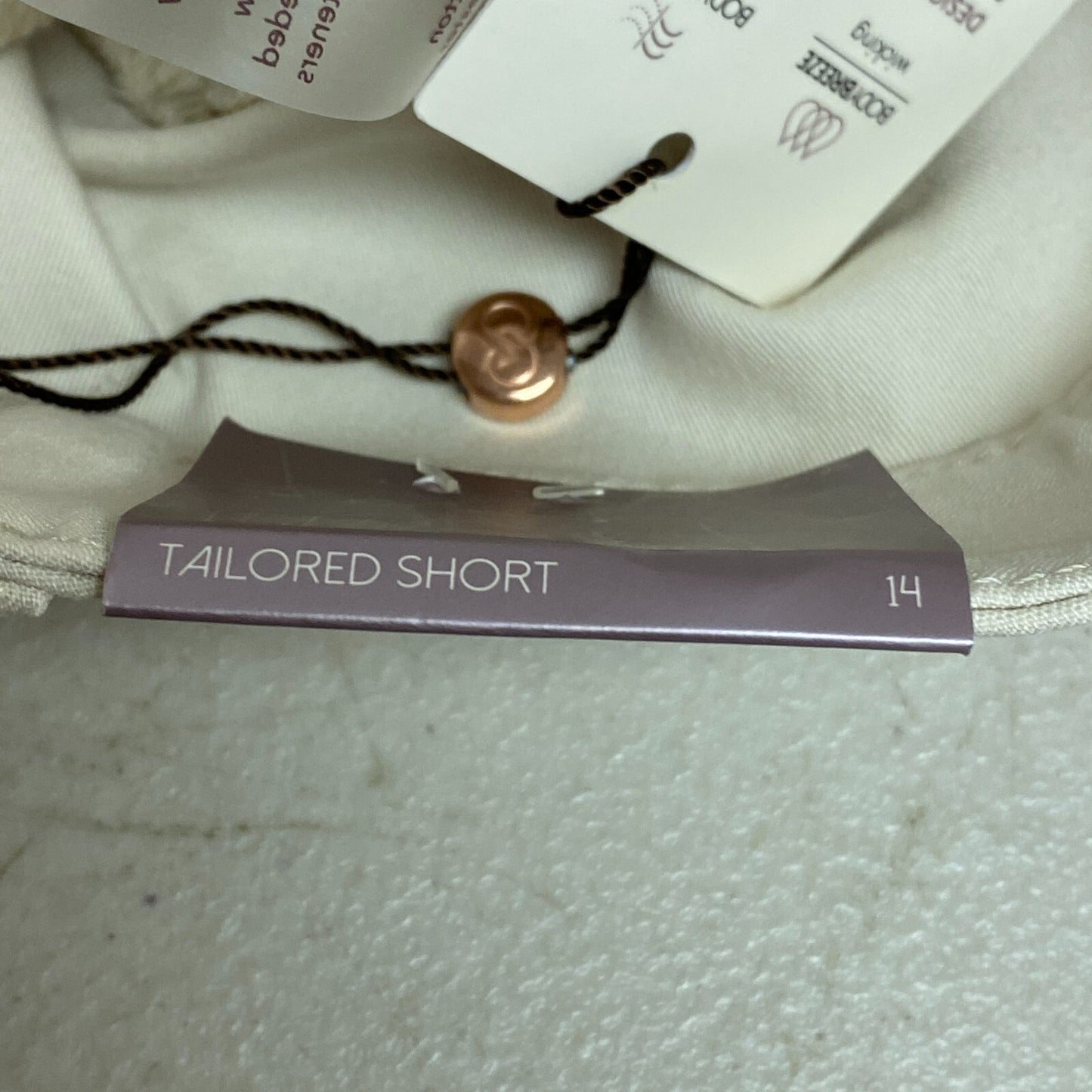 Calia Womens 4 in Tailored Chino Short Light Sand Solid Summer WCG14008