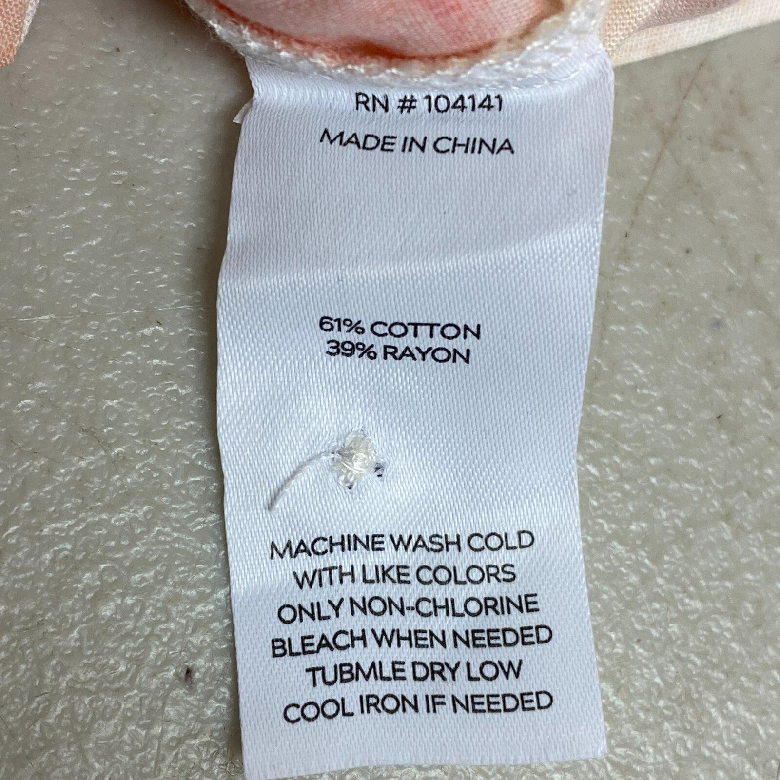 Alpine Design Womens W Ad SS Woven Button Down Soft Peach/ Floral ADW13202