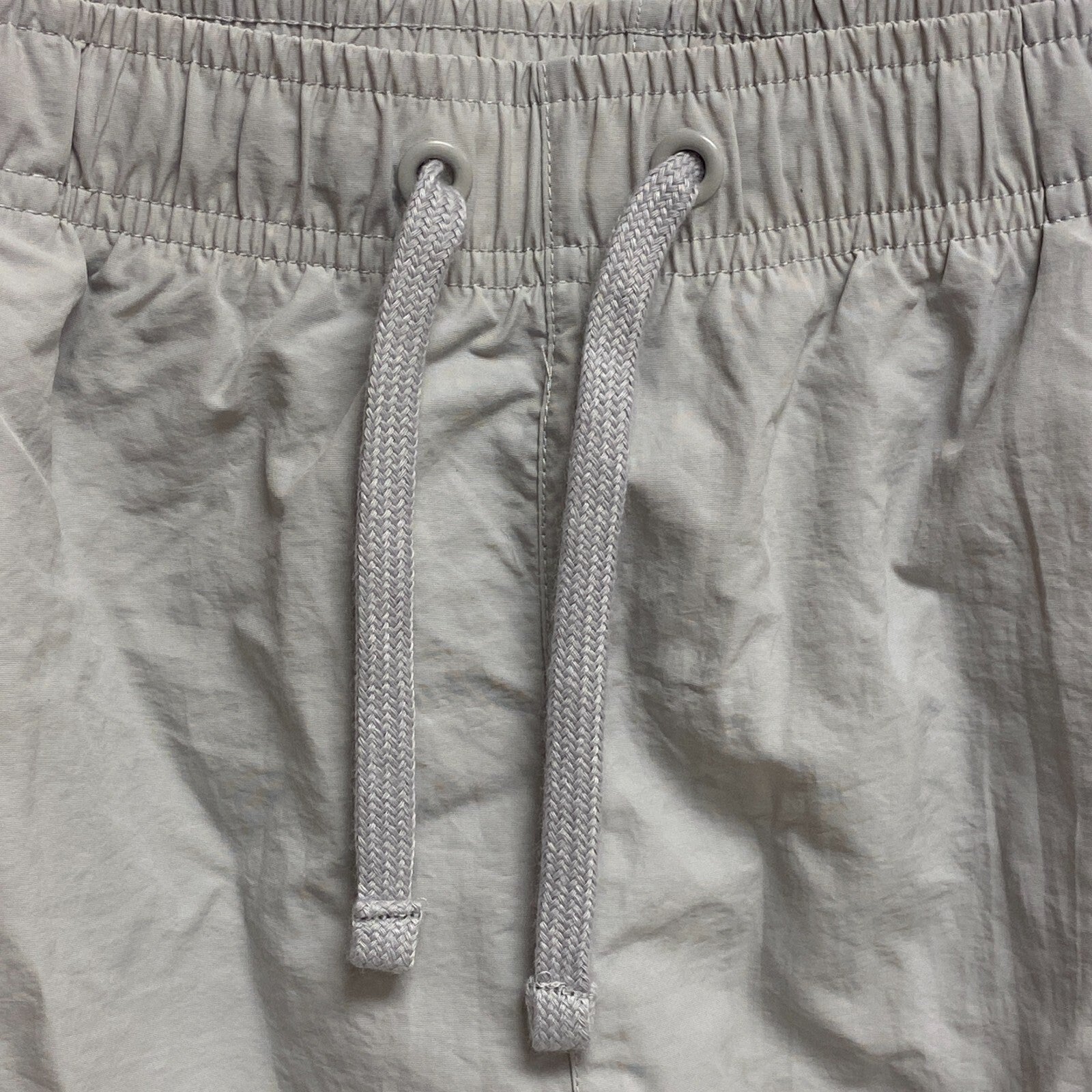DSG X TWITCH + ALLISON Men's 6â Nylon Lifestyle Shorts Light Gray BOSSM13131