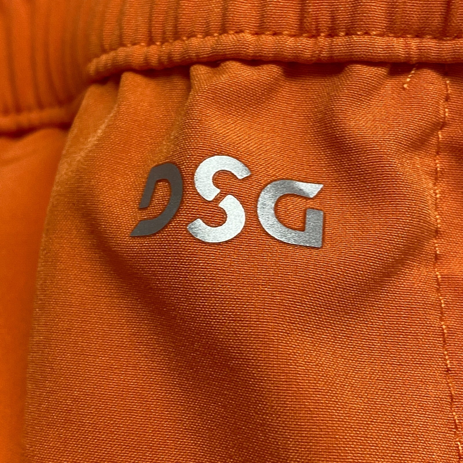 DSG Womens Stride Short Fresh Tangerine DAW39320AZ BRAND NEW