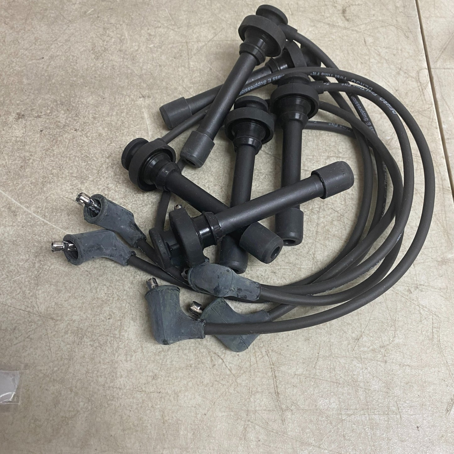 DENSO 671-6227 Spark Plug Ignition Wire Set Mitsubishi Galant Dodge Stratus