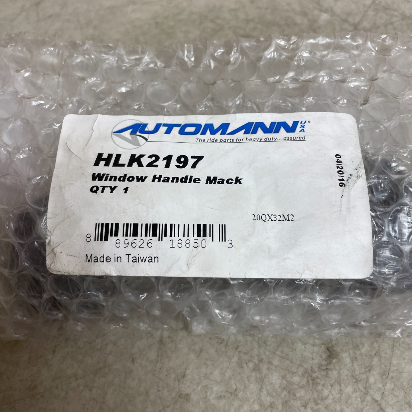 Automann HLK2197 Window Crank Handle Black for Mack CH/CHN/CV/GU 2009-Up