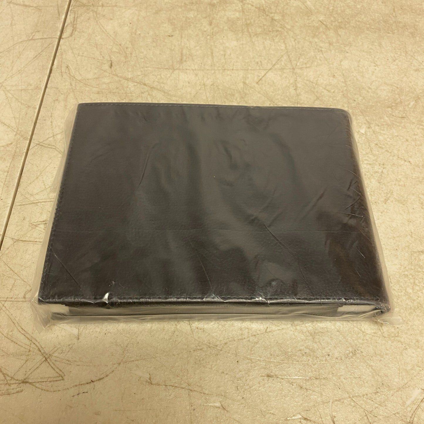 2023 Porshe Cayenne Owners Manuals and Wallet BRAND NEW SEALED