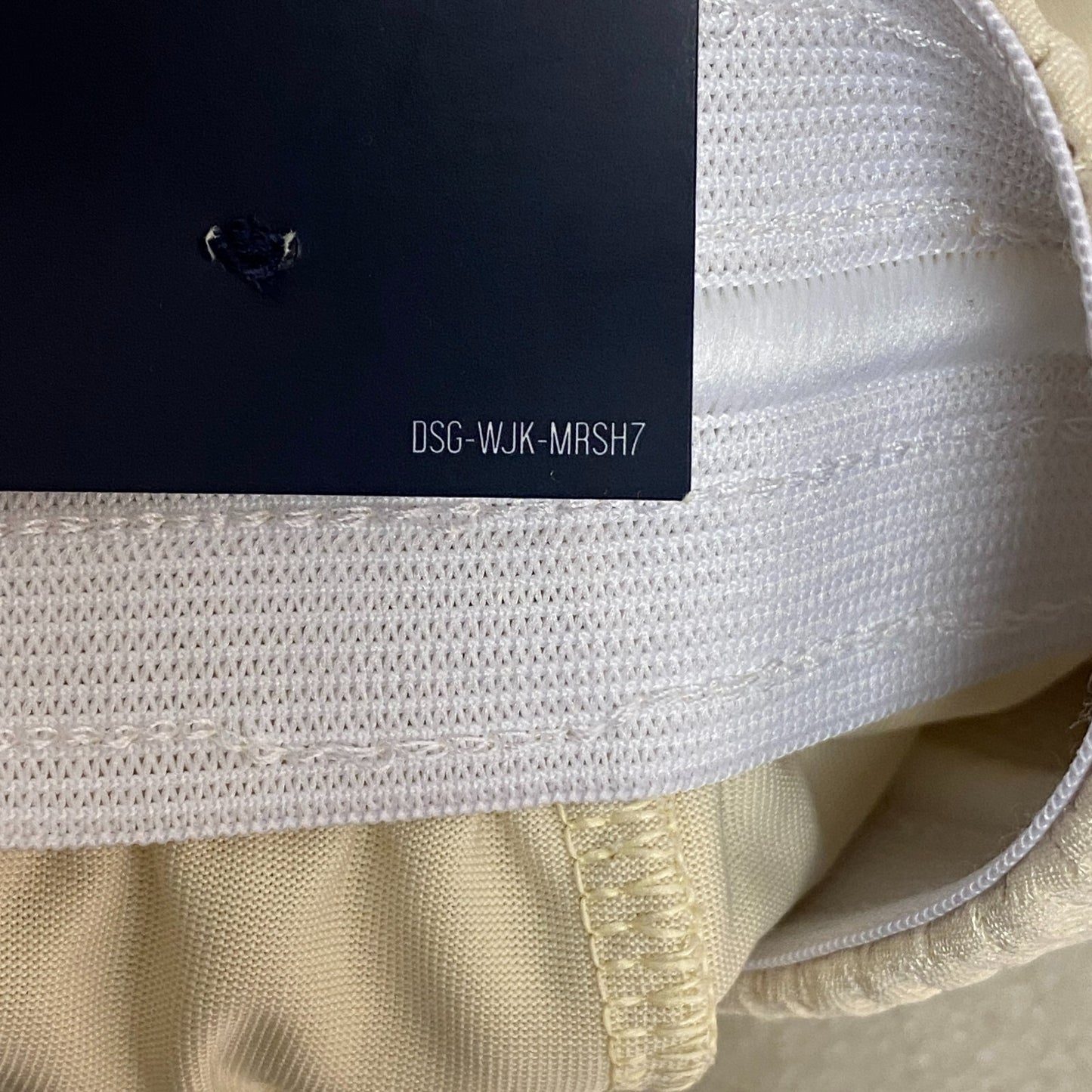 DSG Women's Mid-Rise 7" Light Sand Performance Athletic Shorts Summer DAW39137M