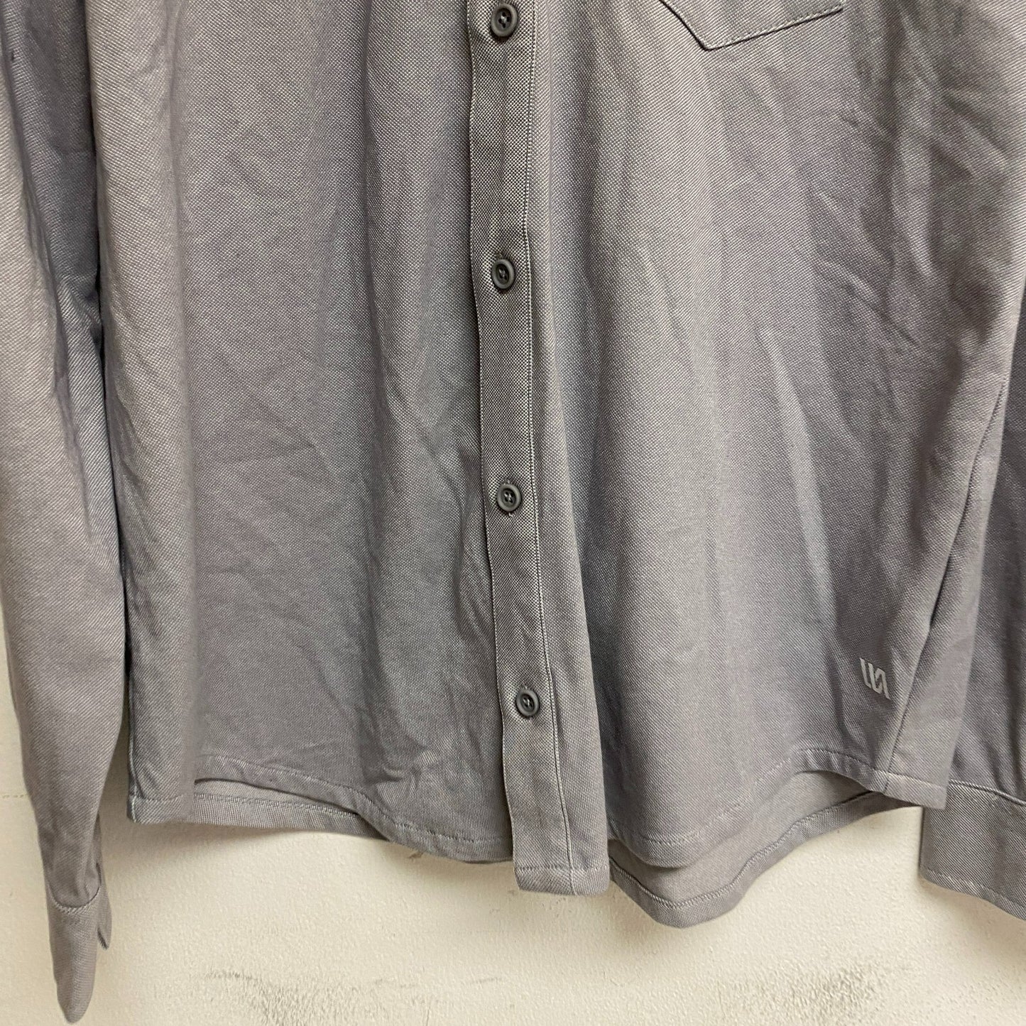Vrst Mens Long Sleeve Button Down Shirt Tinted Grey Heather  Solid MAX200332