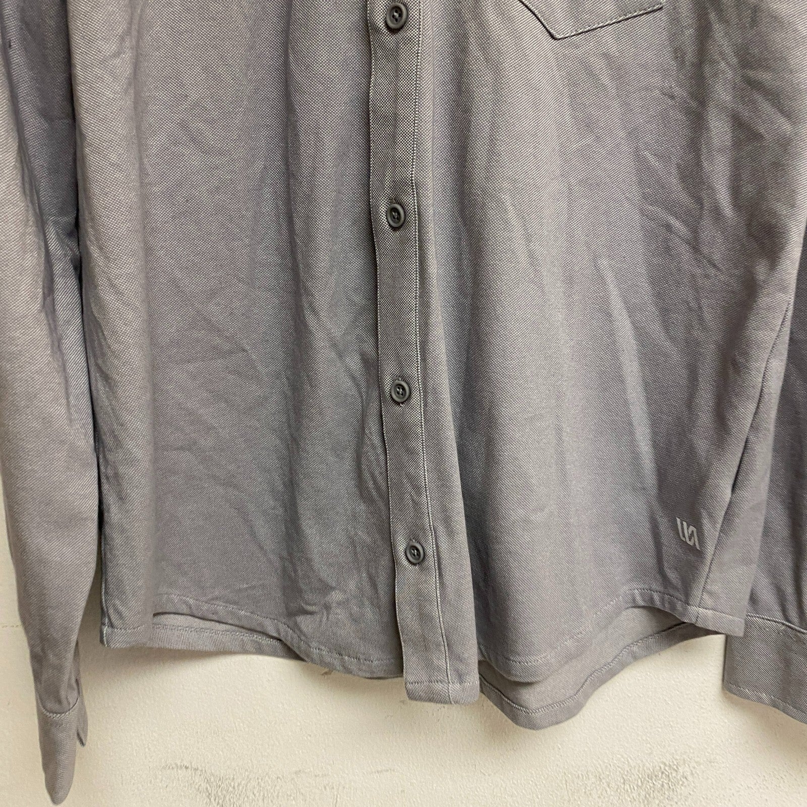 Vrst Mens Long Sleeve Button Down Shirt Tinted Grey Heather  Solid MAX200332