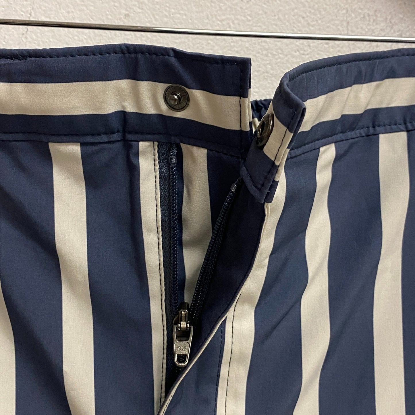 VRST Mens 5" Resort Short Print Navy/White Stripe Summer Stylish  MAX2004645P